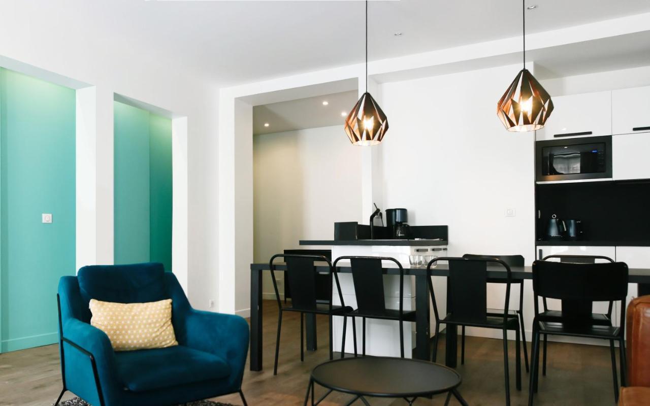 Elégant Dans Le Quartier Concorde à Appartement *