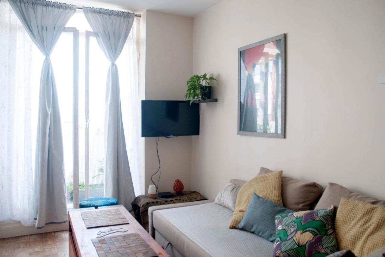 Appartement Nice 34m With Balcony In The Heart Of Paris