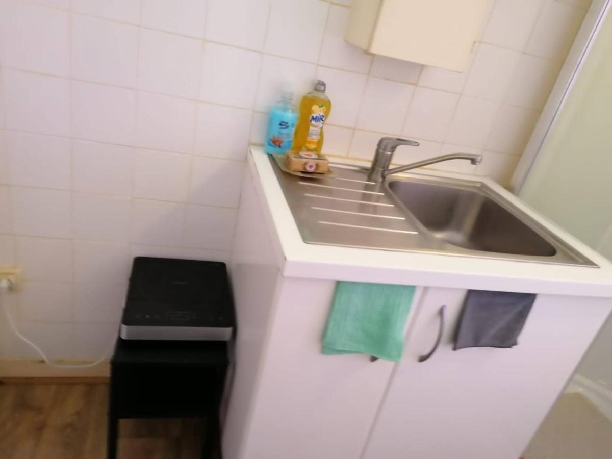 Apartment Studio Calme Pres Des Champs Elysees *