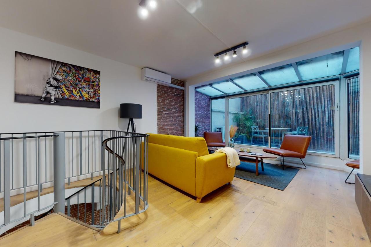 Superbe Loft Avec Patio - Tour Eiffel Apartamento Paris