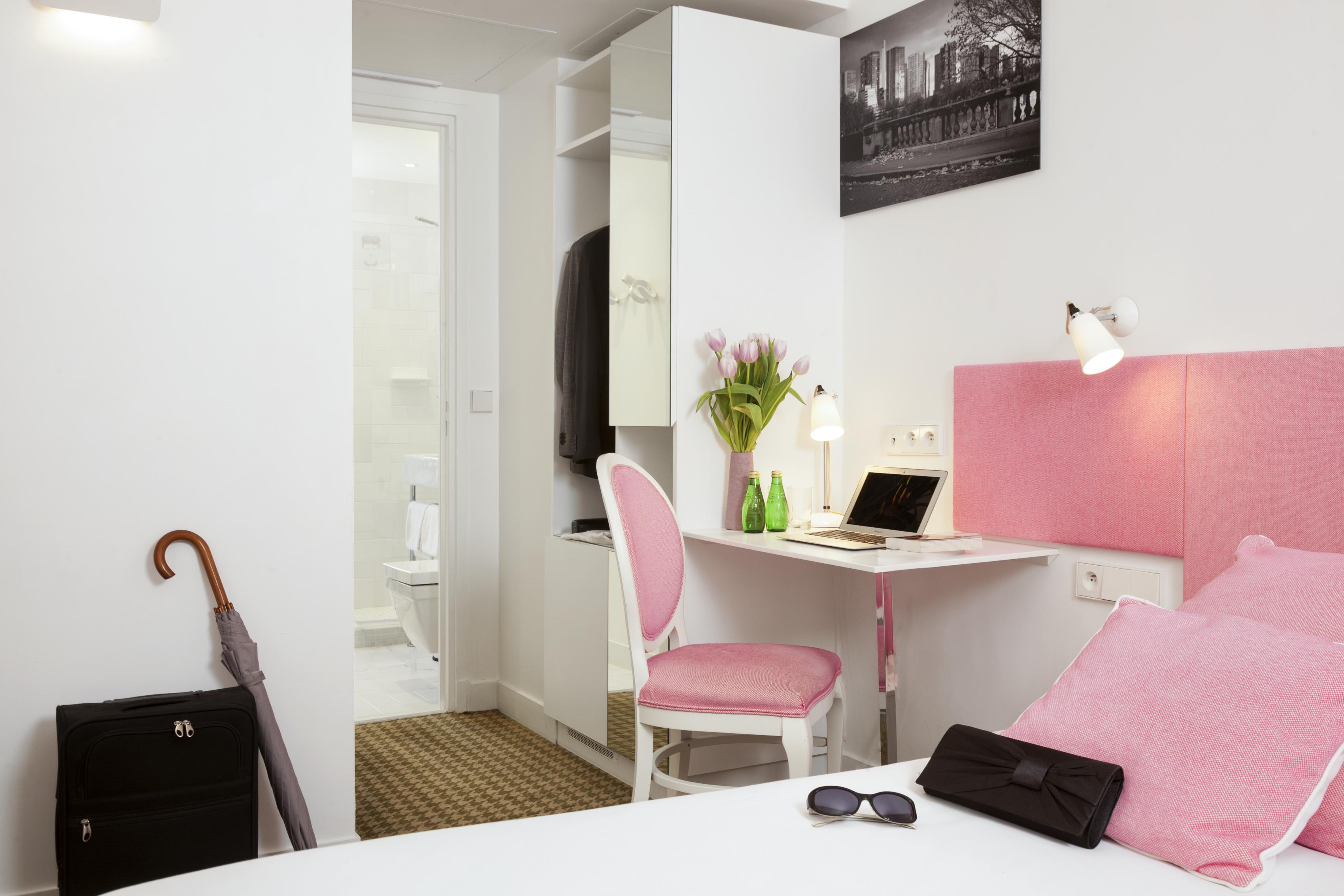 Mistral Paris