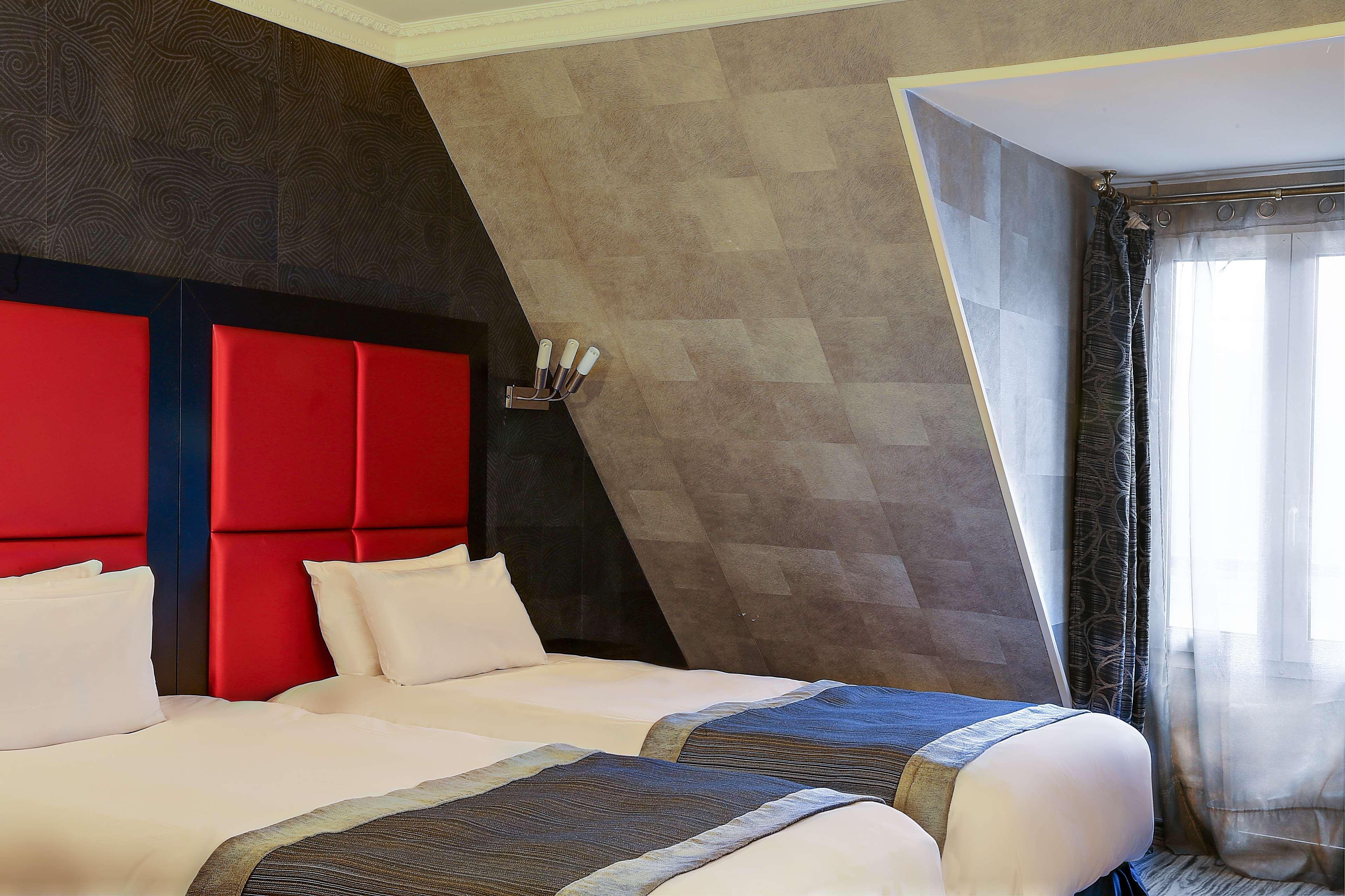 Western Opéra Batignolles Hotel 4*