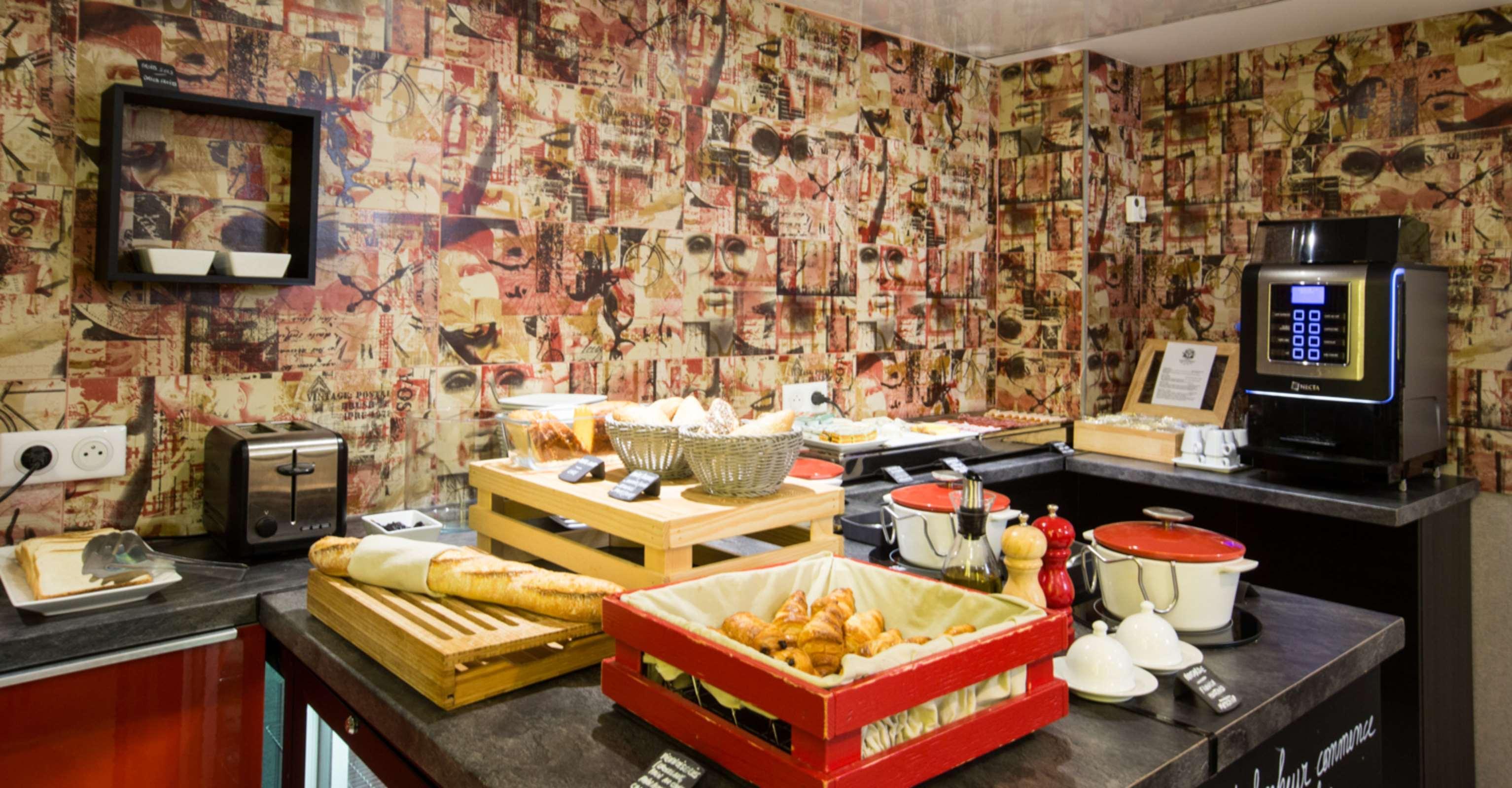 Hotel Western Opéra Batignolles 4*