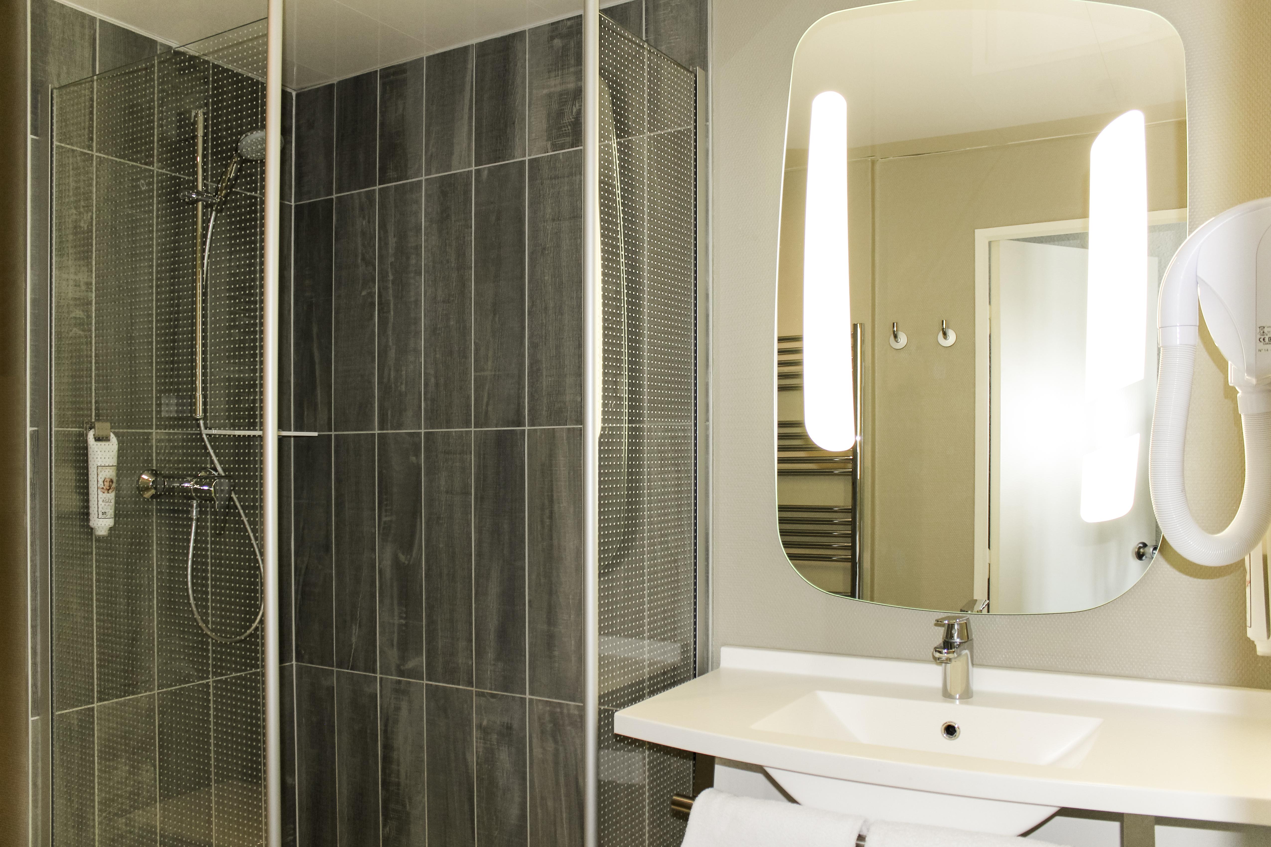 Ibis Gare Du Nord Chateau Landon 10eme 3*
