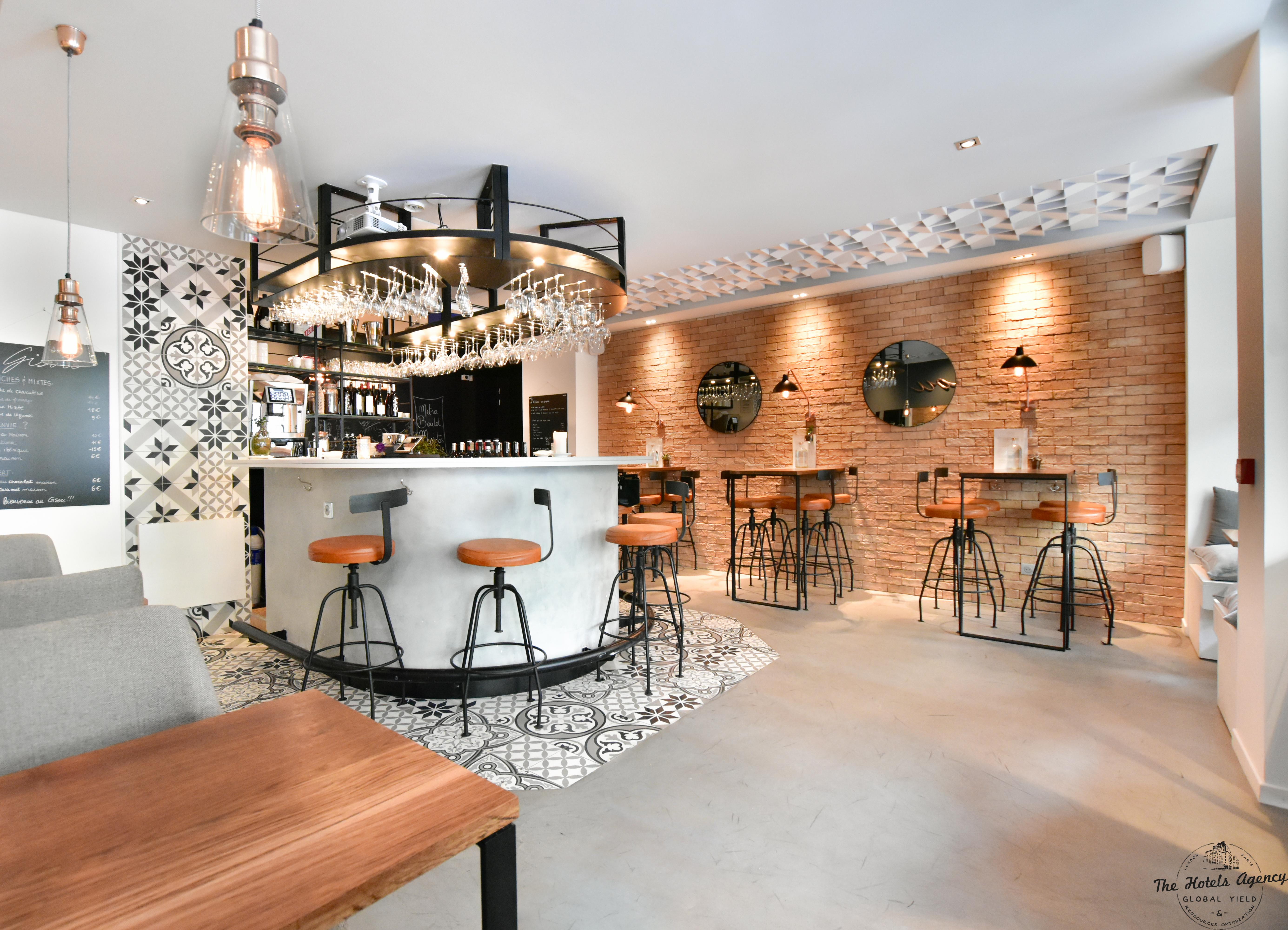 29 Lepic Paris