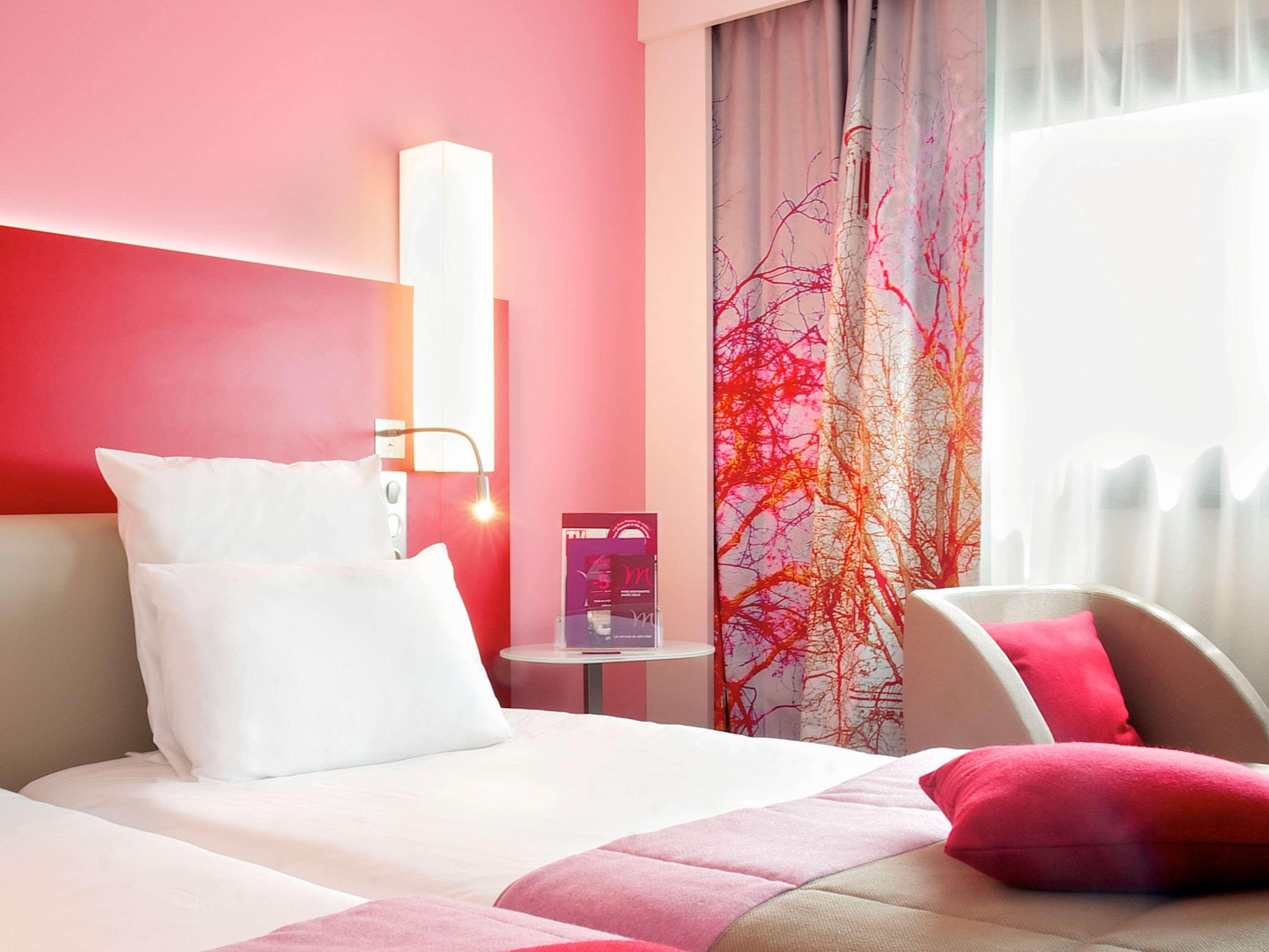 Hotel Mercure Montmartre Sacre Coeur 4*