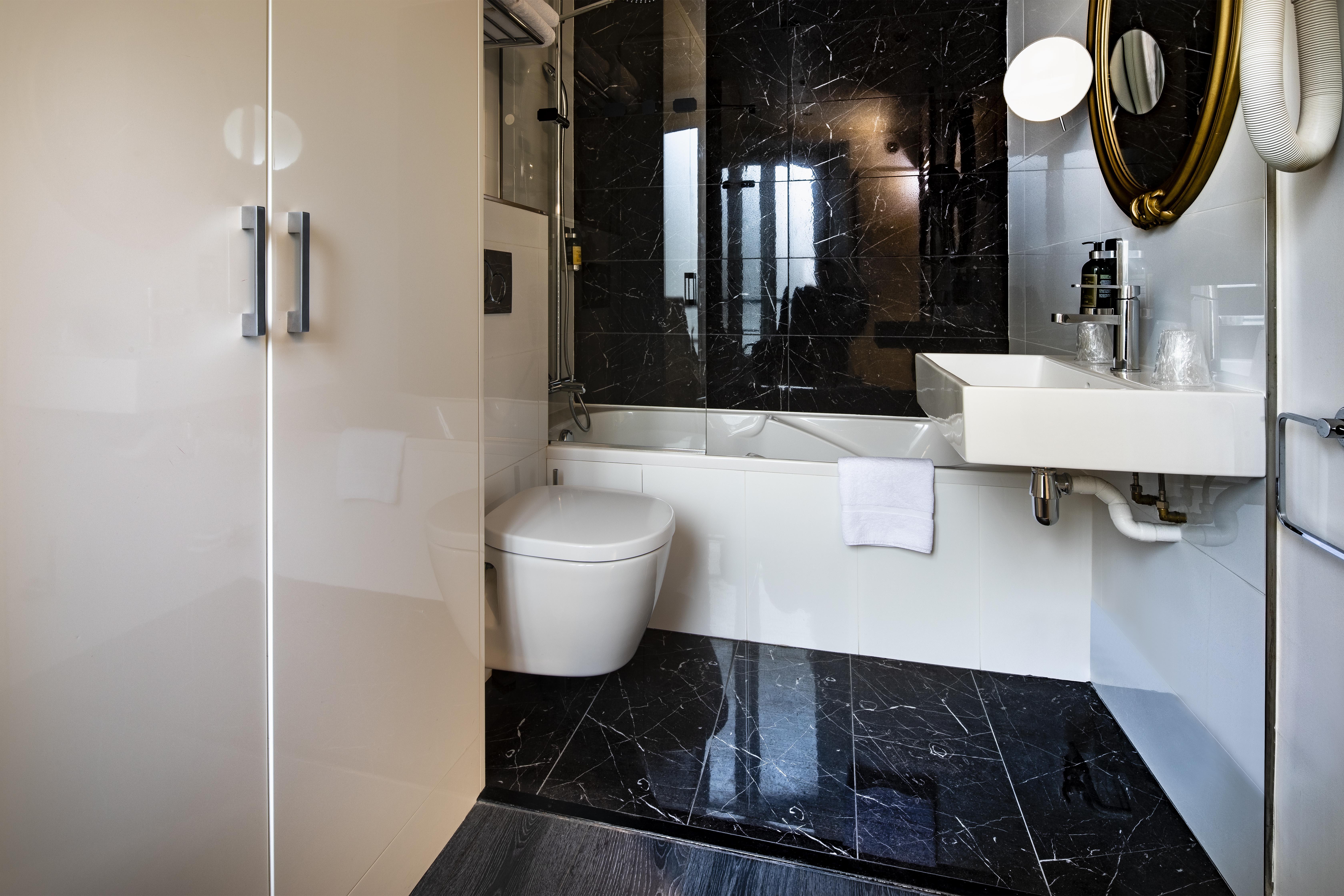 Hotel Montparnasse Saint Germain