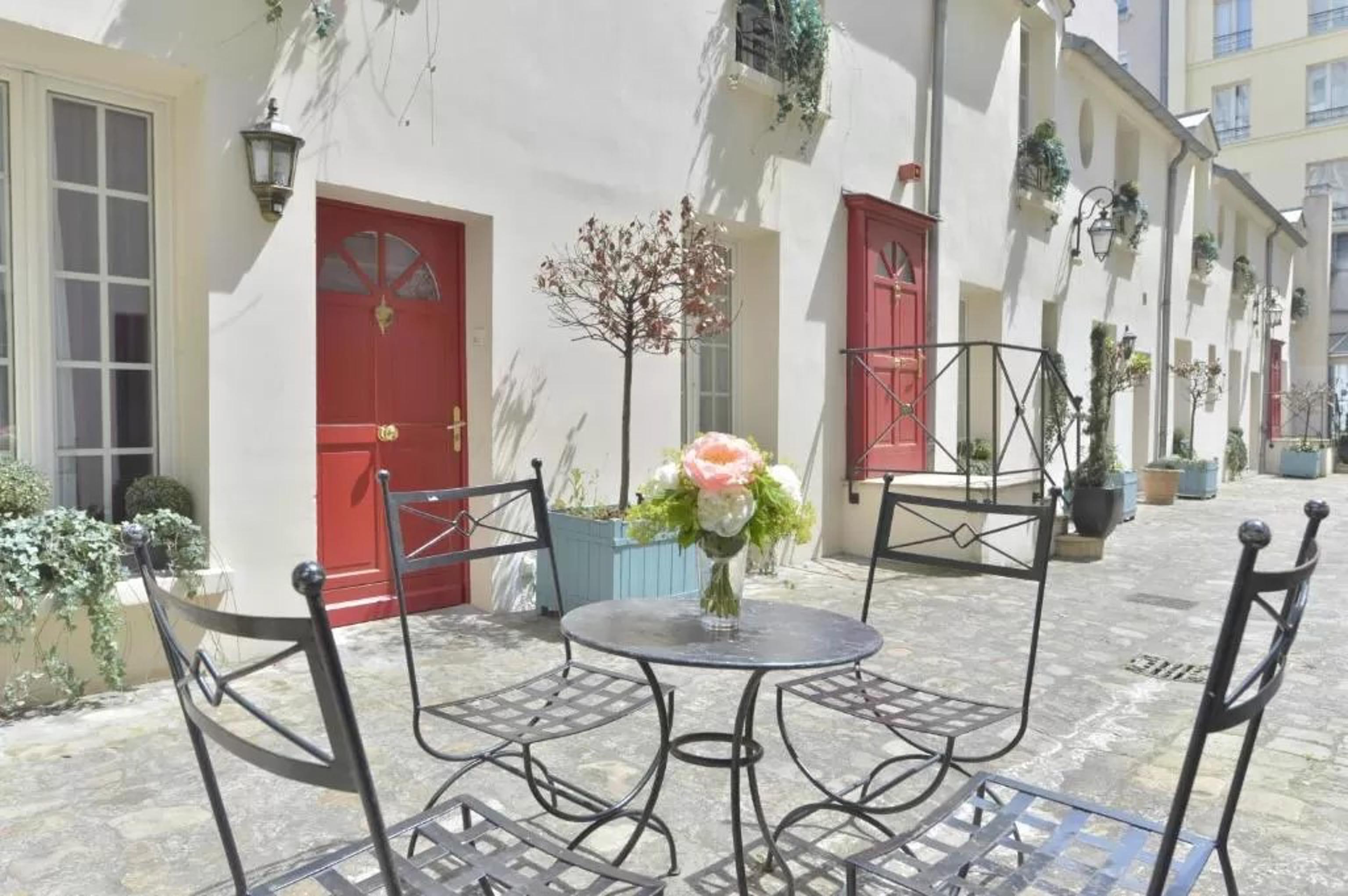 Unic Renoir Saint-germain 3*