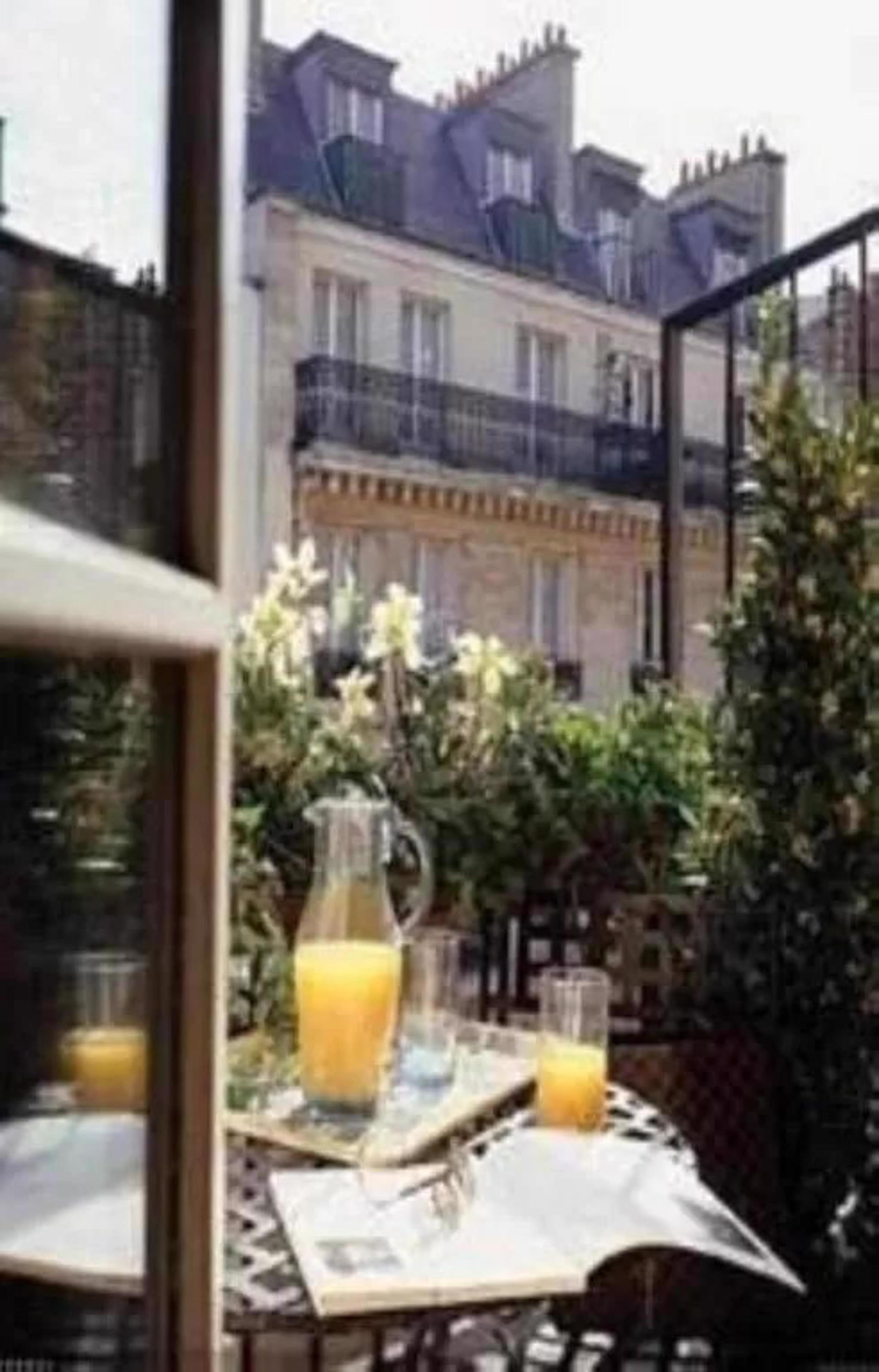 Unic Renoir Saint-germain