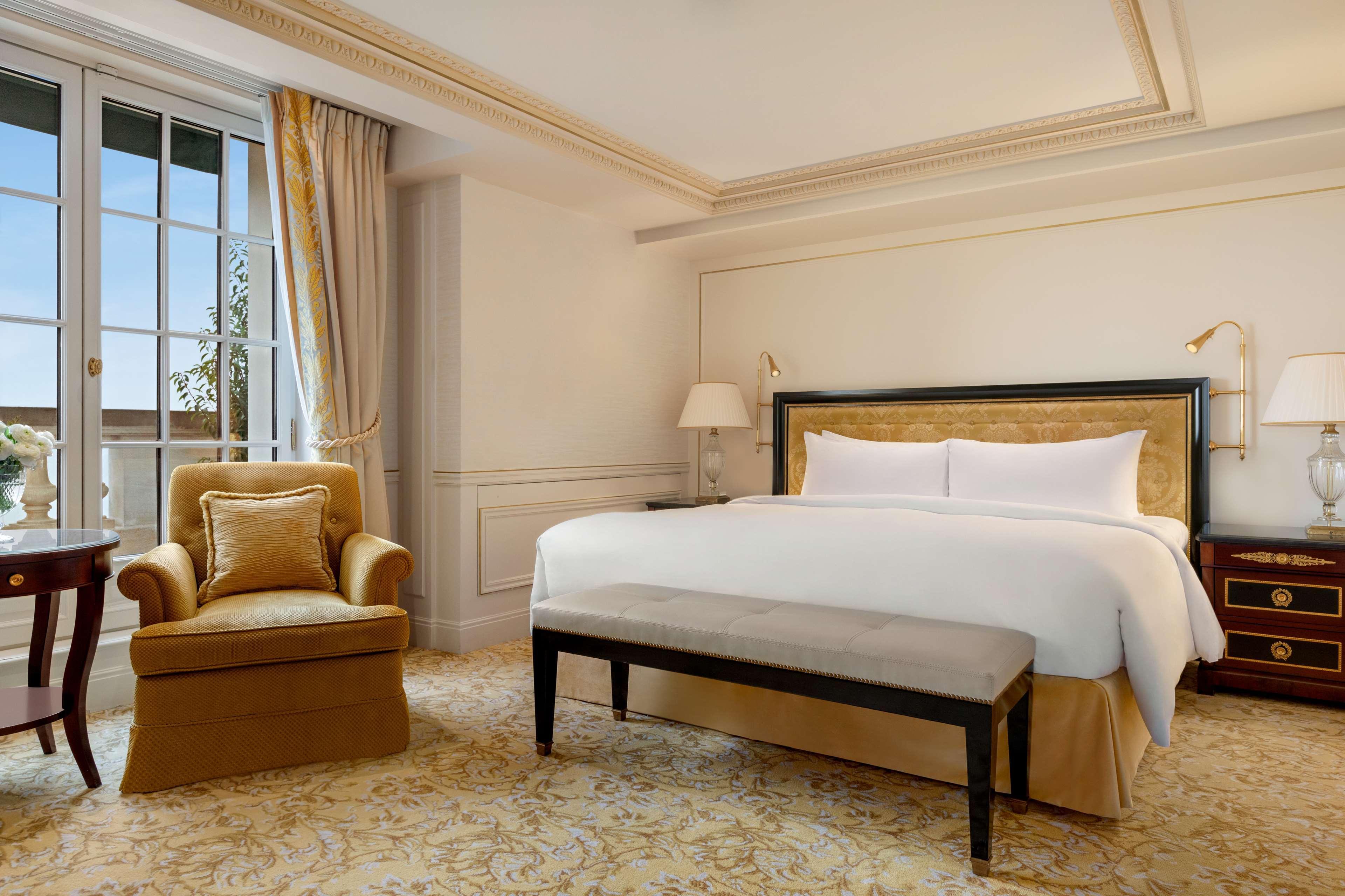 Hotel Shangri-la