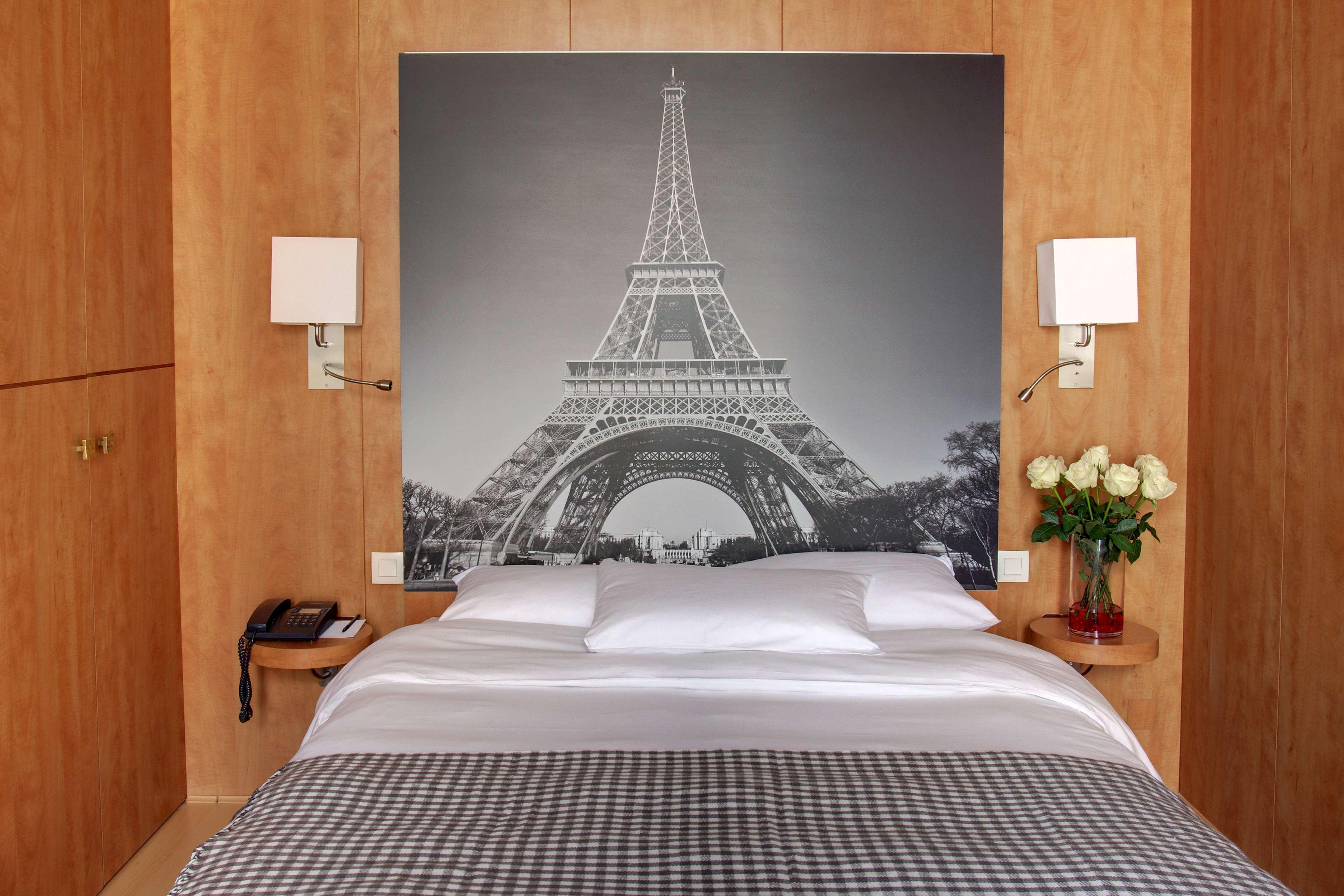 Western Ronceray Opera Hotel 3*