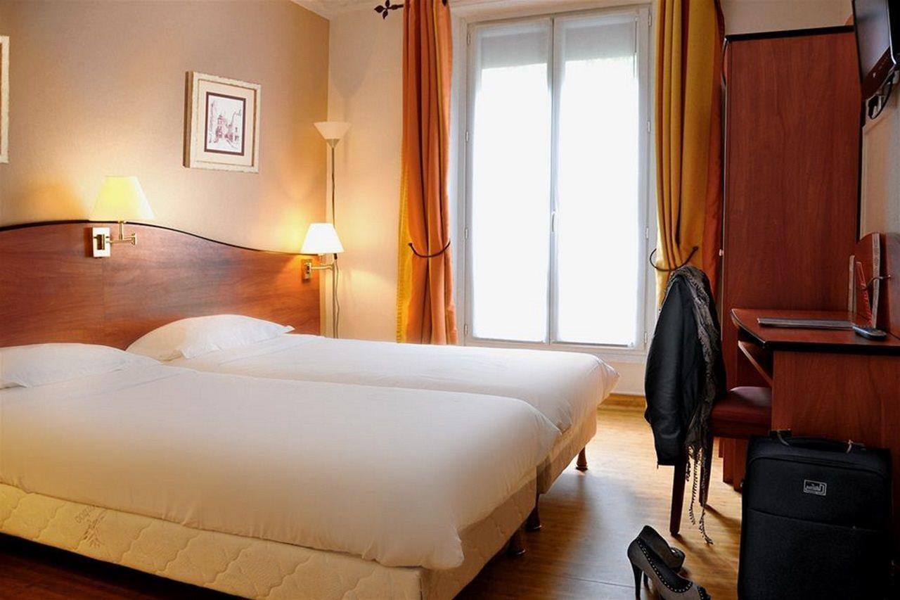 Eden Montmartre 3*