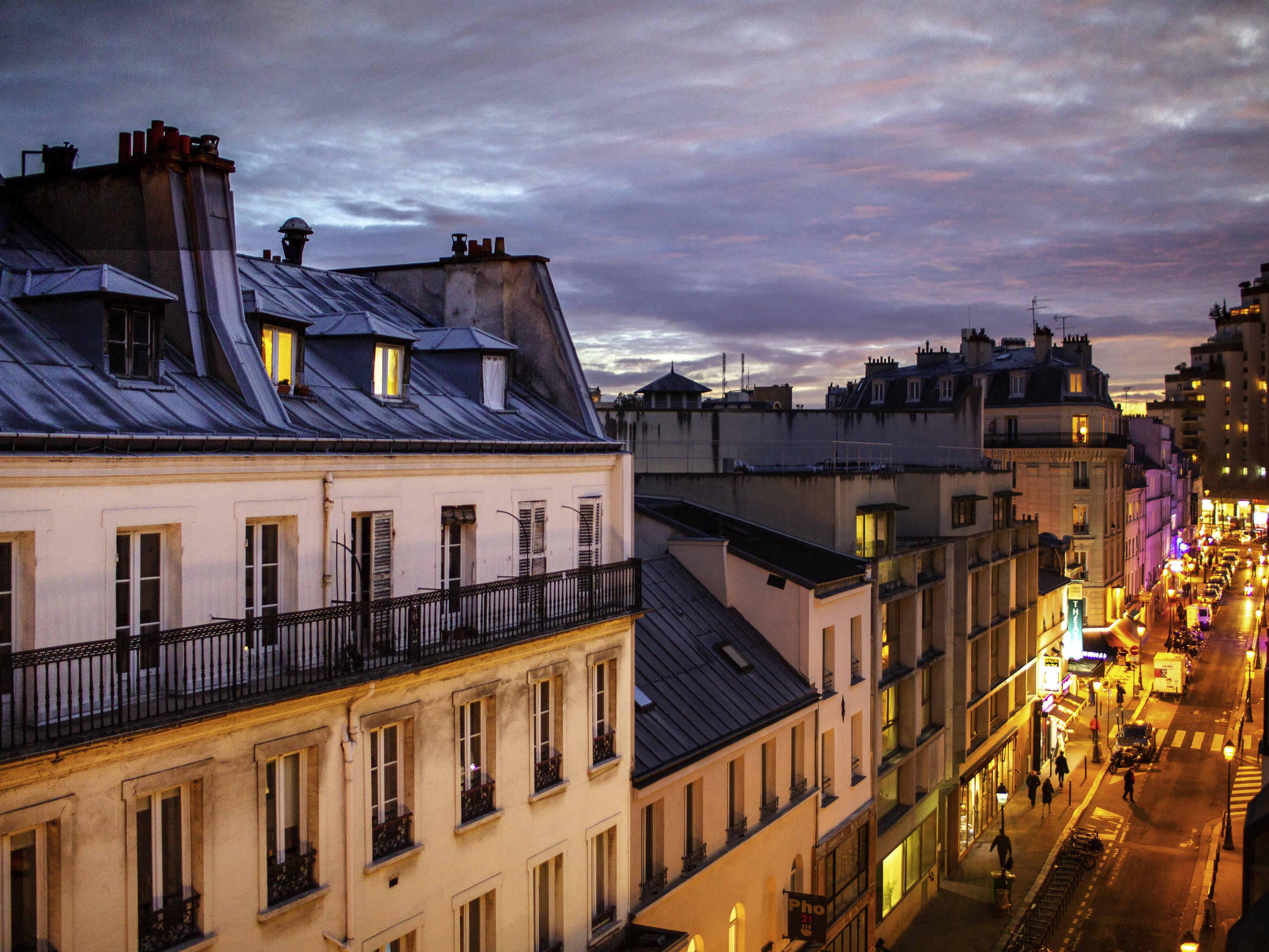 Mercure Centre Gare Montparnasse 4*