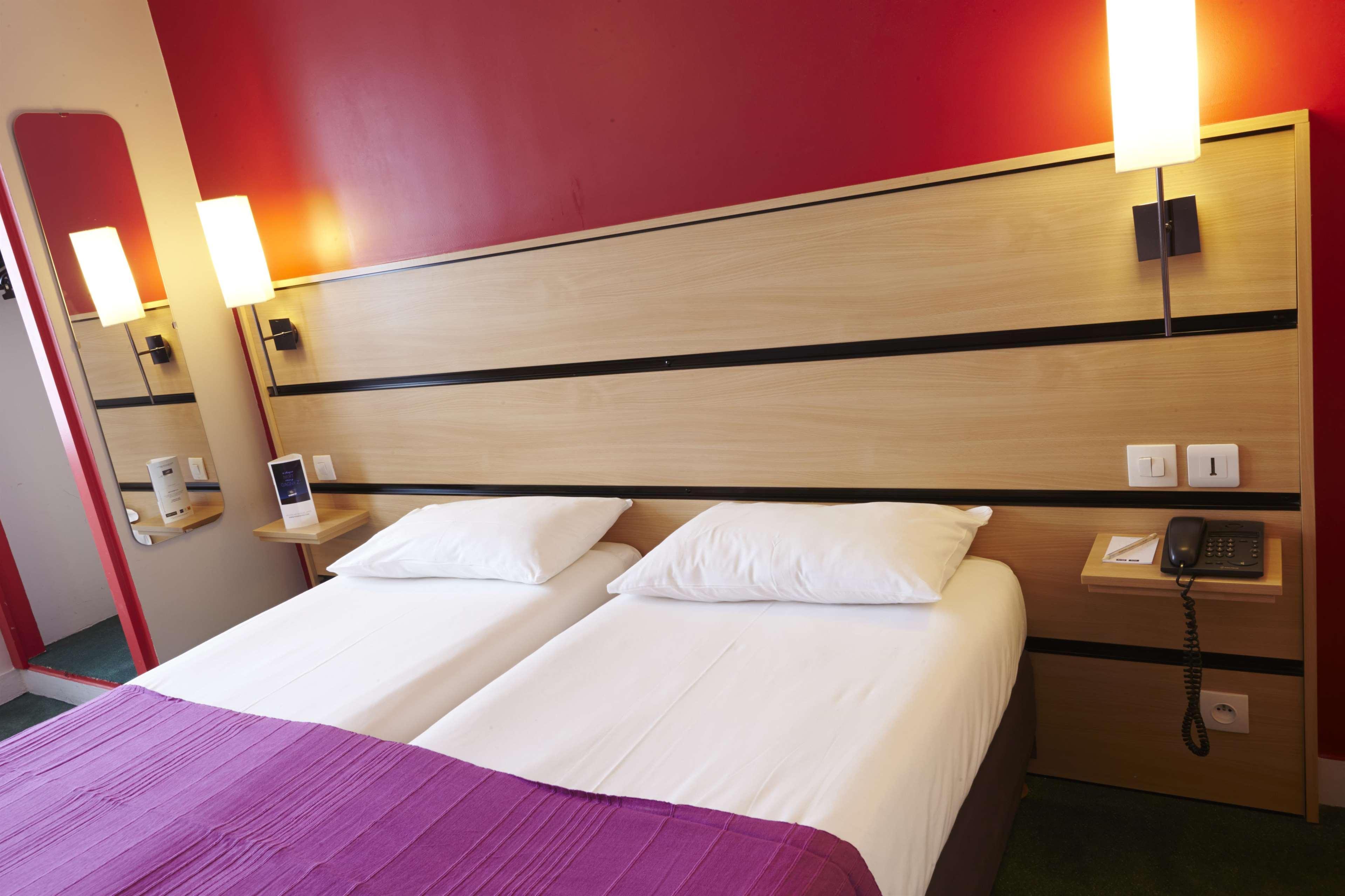Hotel Kyriad 10 - Canal Saint Martin - Republique 3*