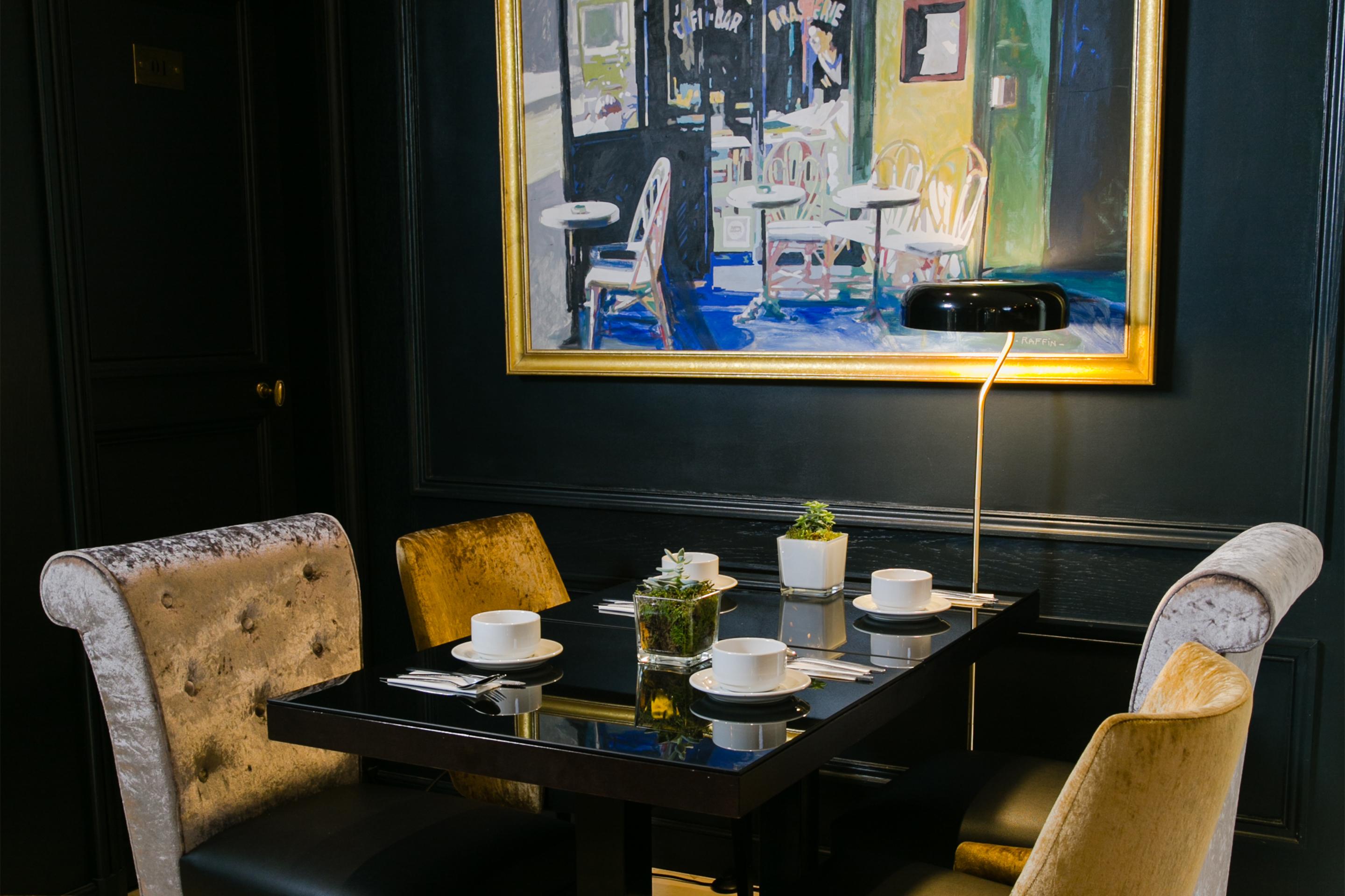 De Neuville Arc De Triomphe Hotel 4*