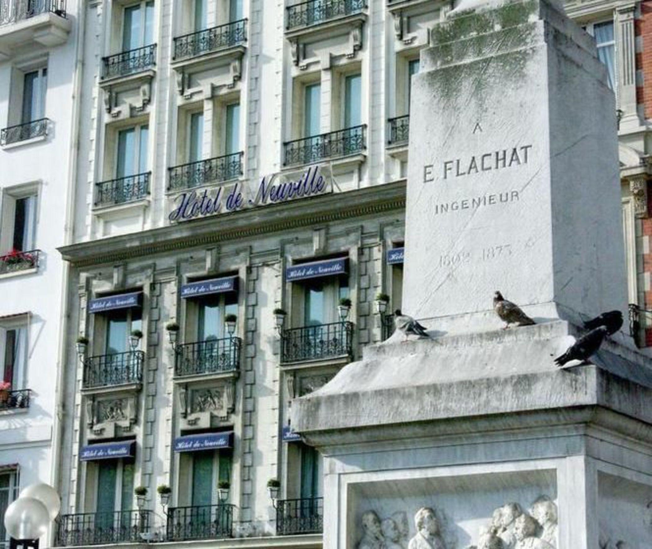 De Neuville Arc De Triomphe Hotel Paris