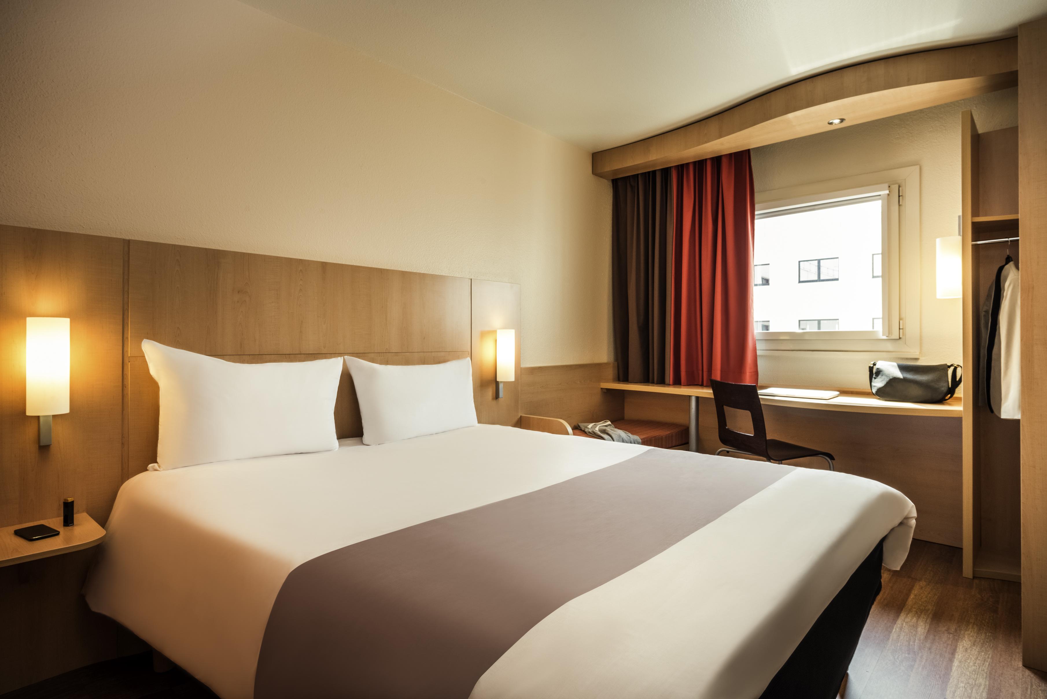 Hotel Ibis Montmartre 18ème Paris