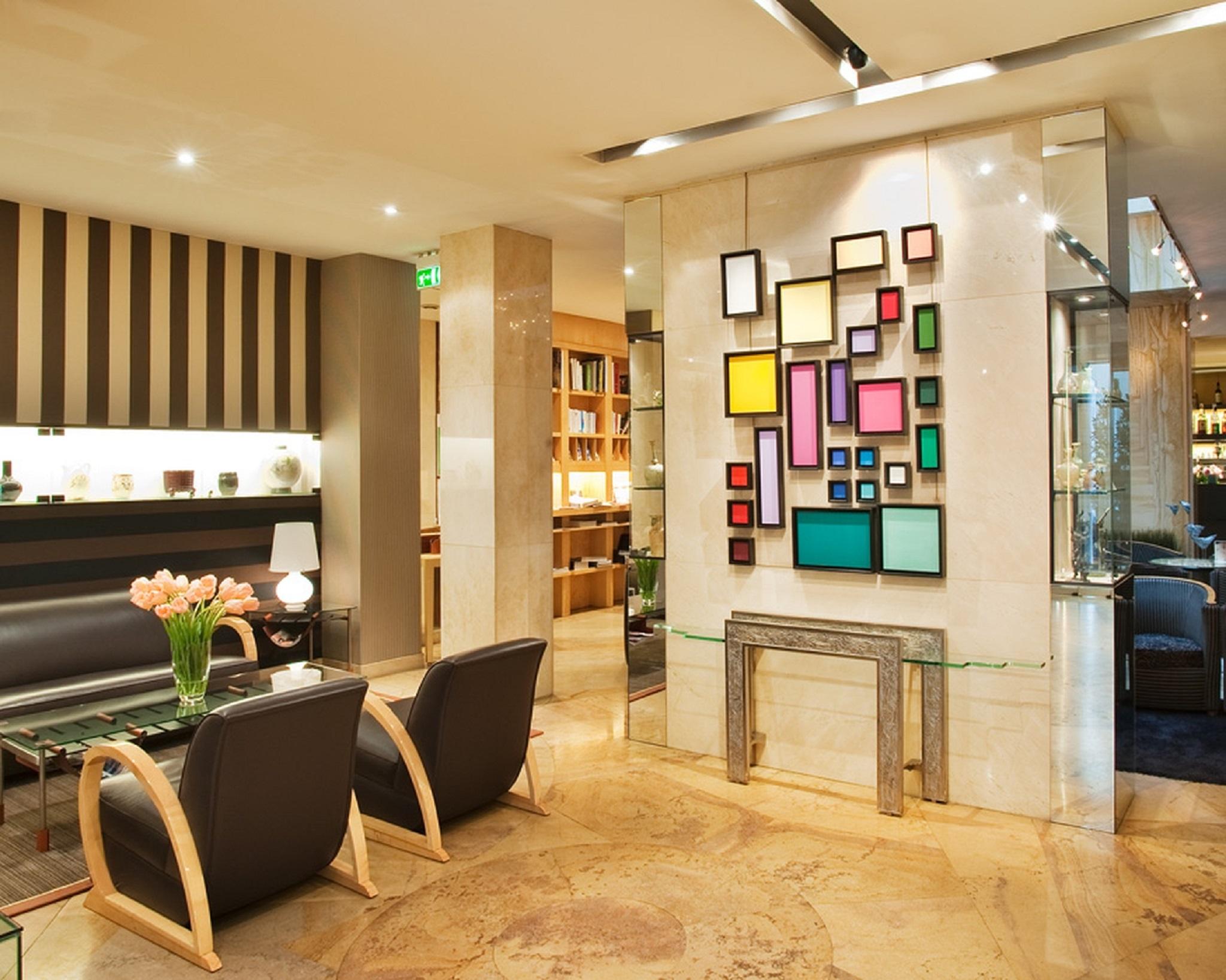 Cambon Hotel