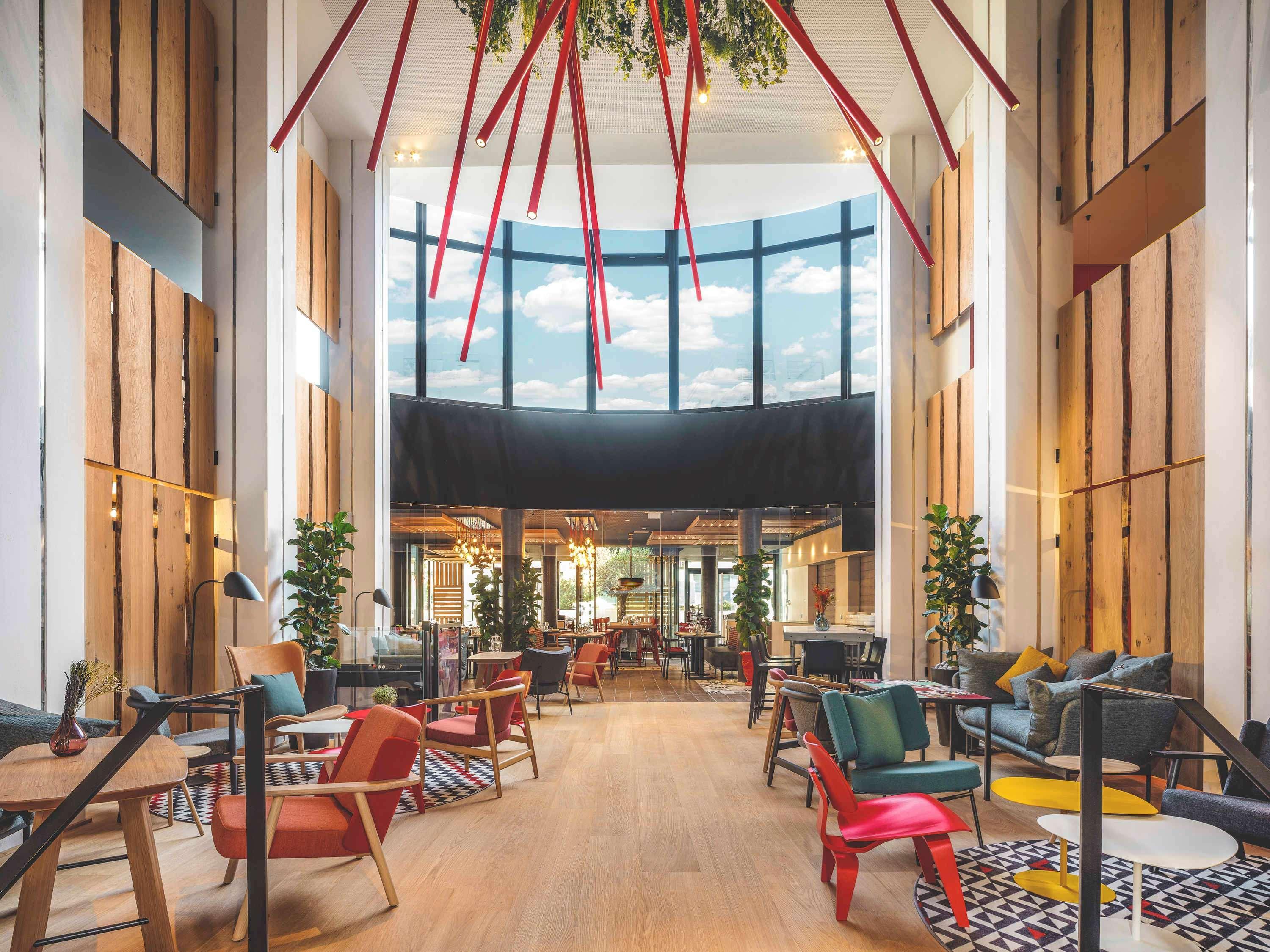 Novotel Vaugirard Montparnasse Hotel 4*