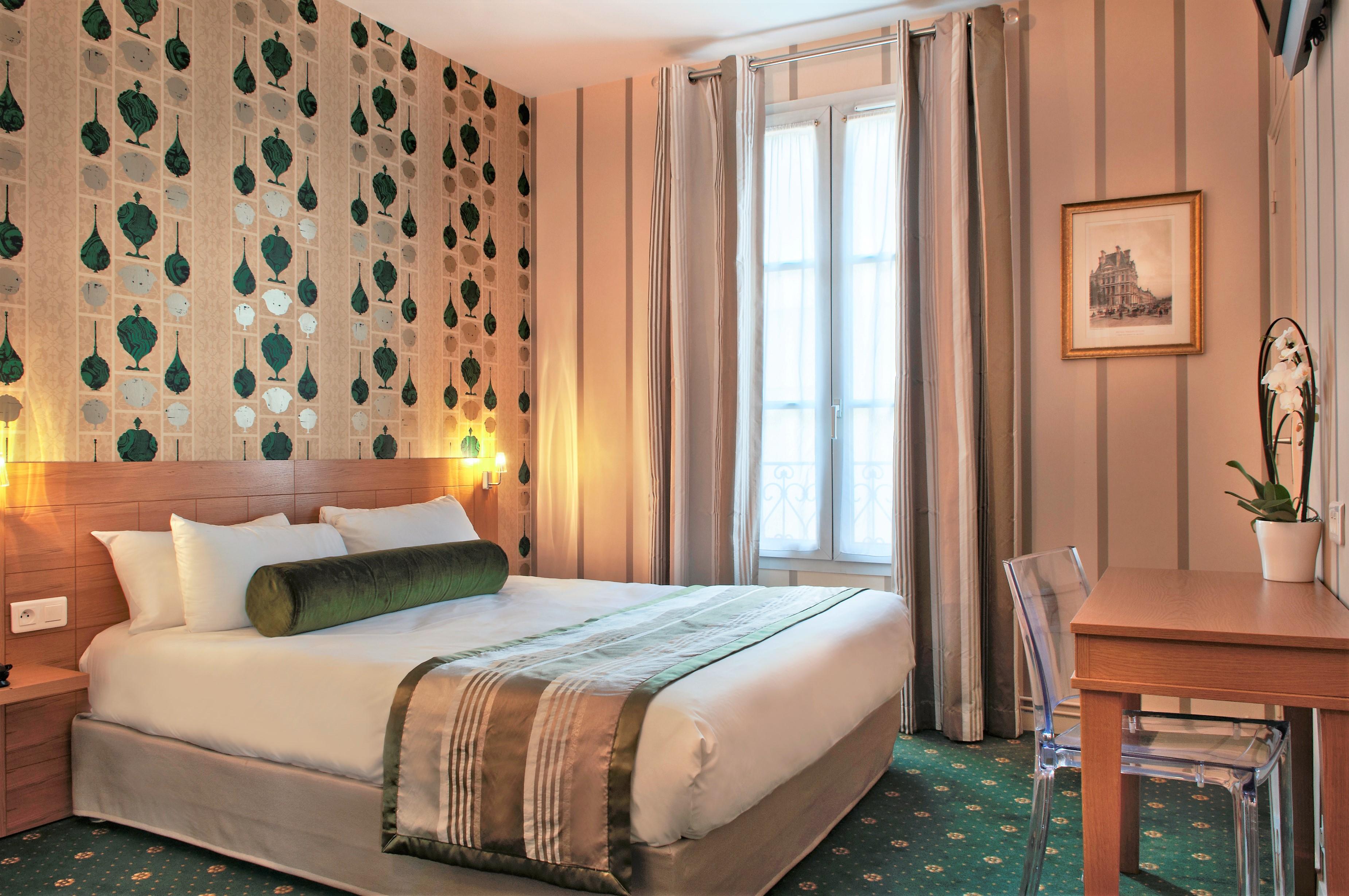Hotel Romance Malesherbes By Patrick Hayat 3*