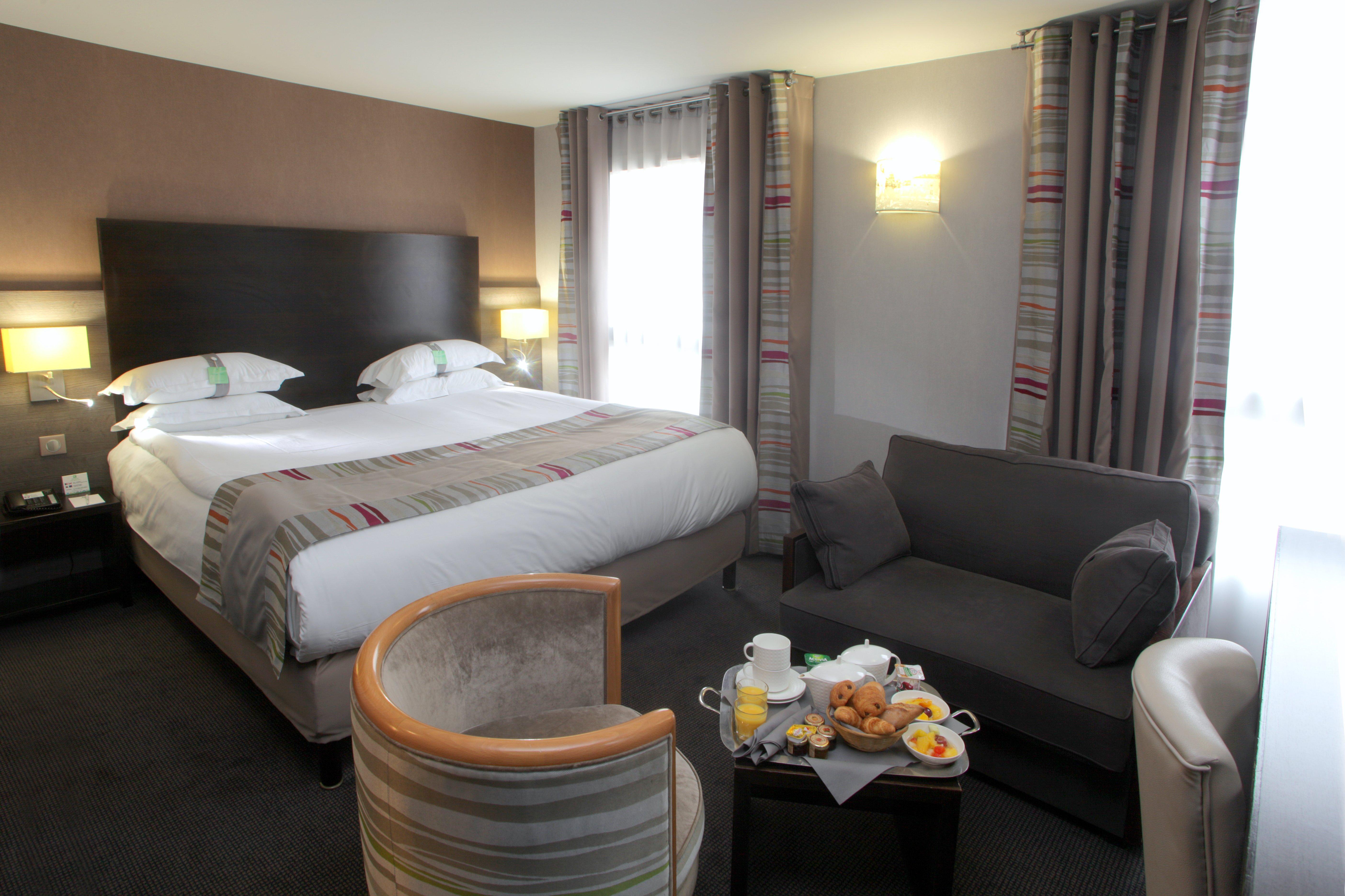 Holiday Montmartre By Ihg 4*