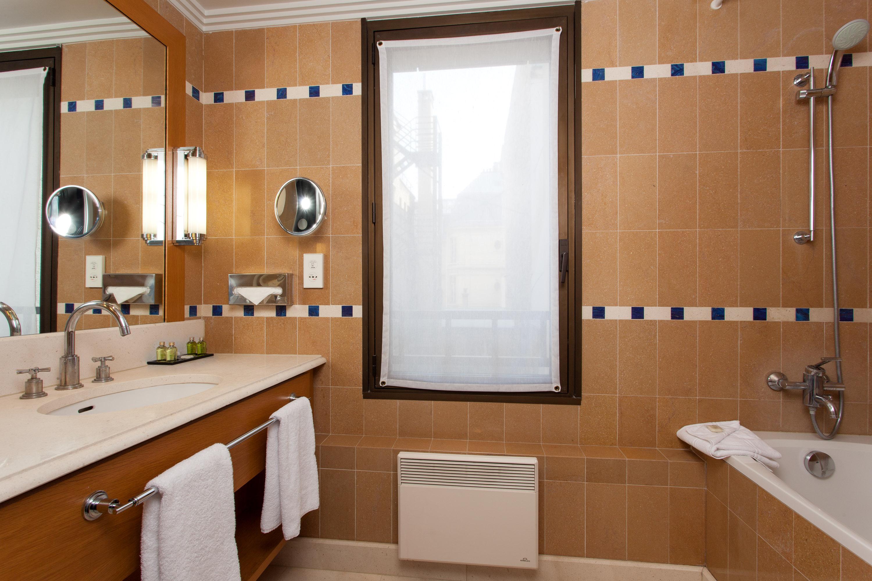 La Du Roy Champs Elysees 4*
