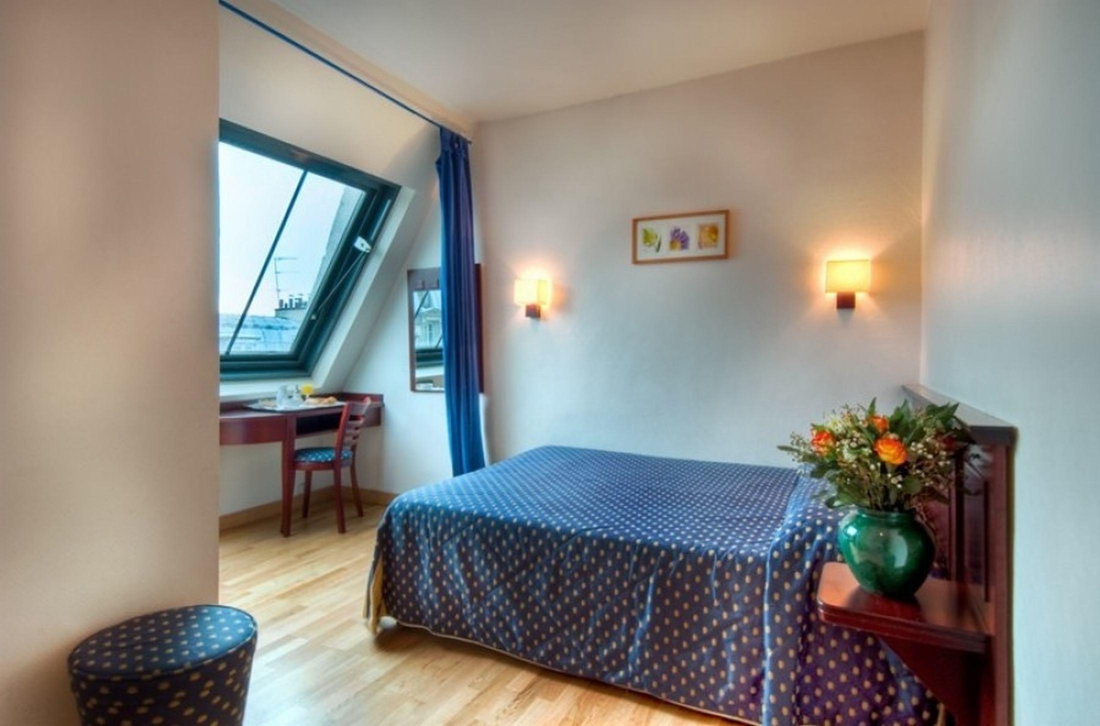 De Opera Hotel 2*