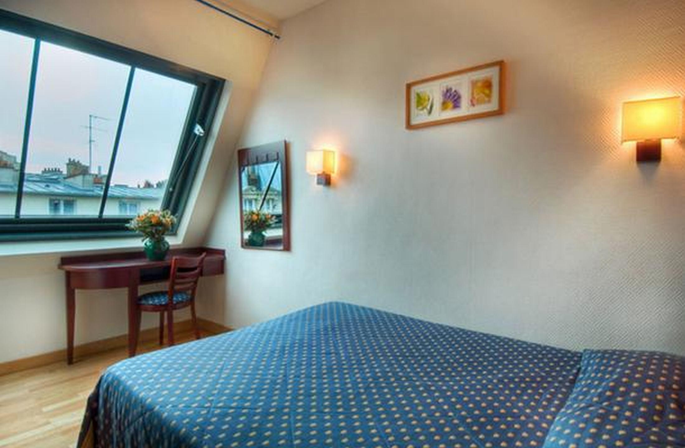 De Opera Hotel 2*