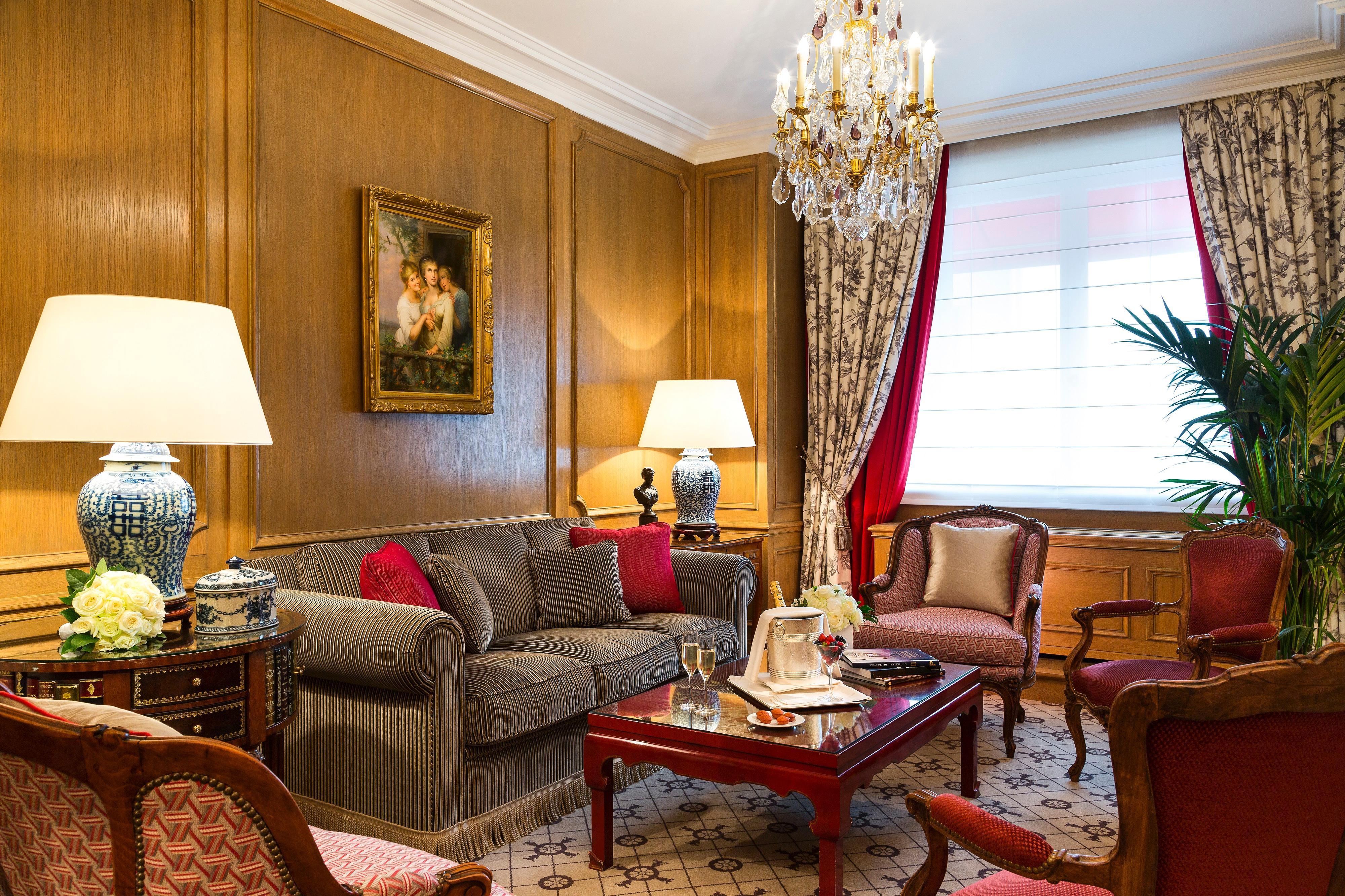San Regis Hotel 5*