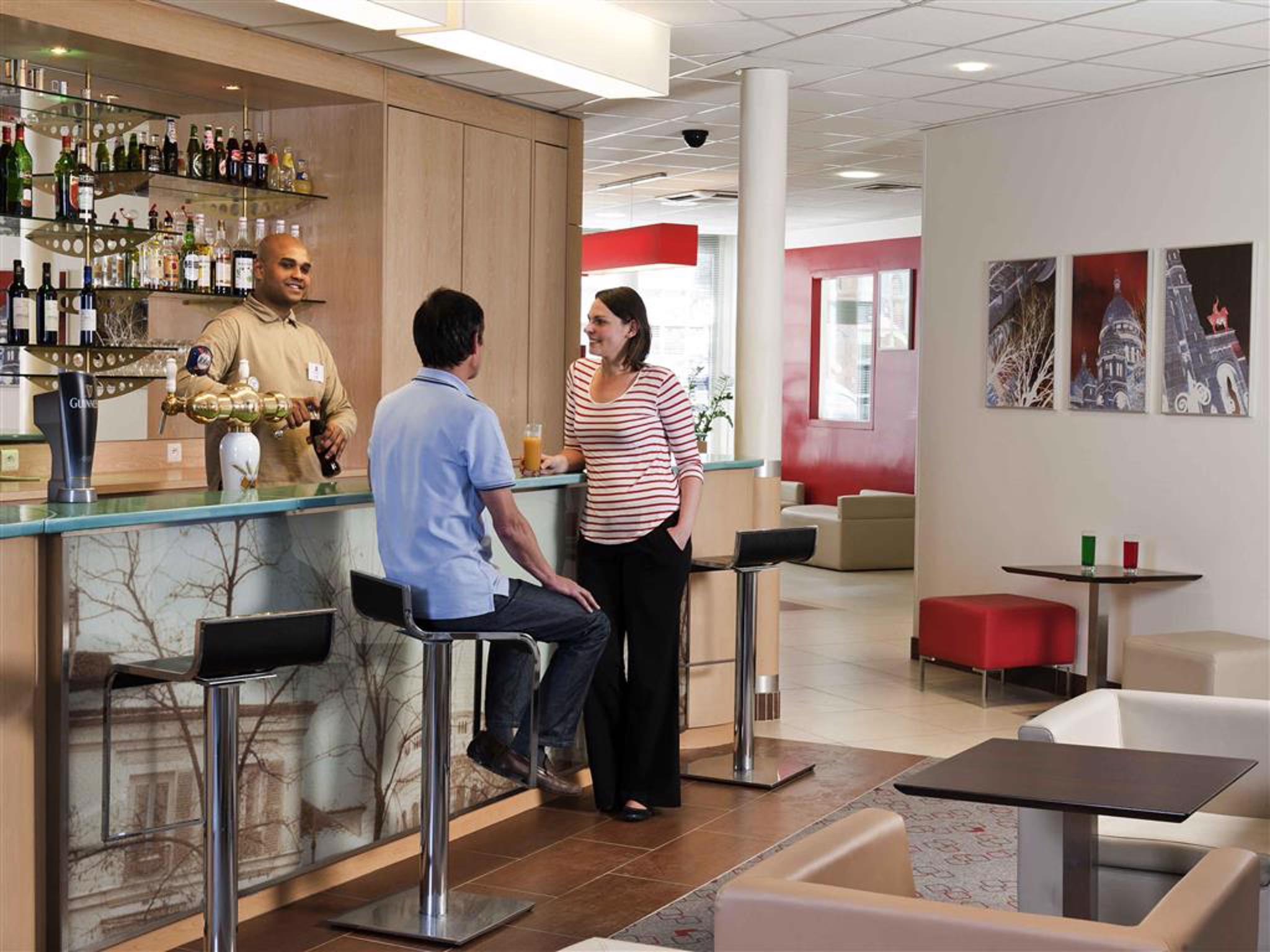 Ibis Ornano Montmartre Nord 18eme 3*