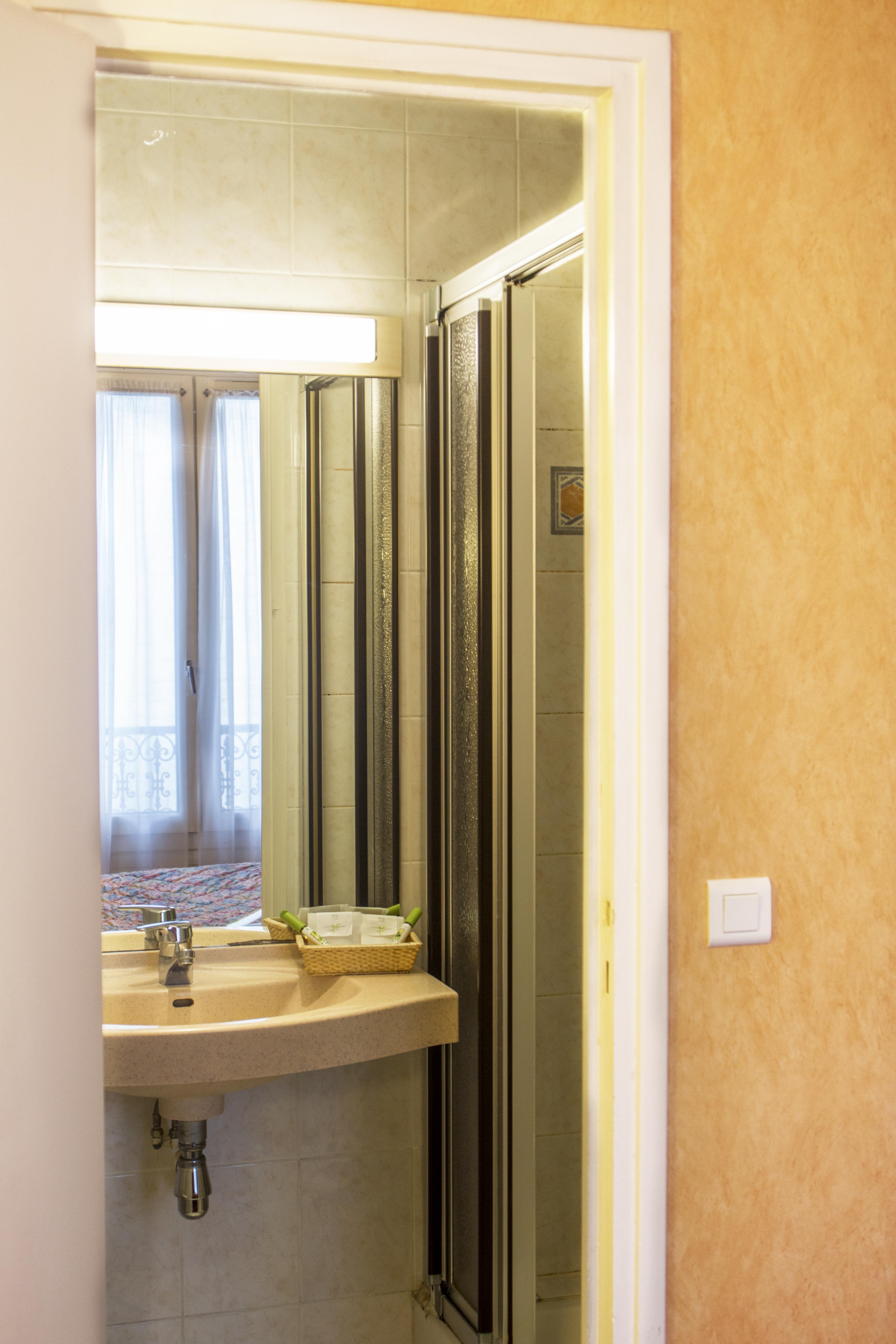 Terminus Montparnasse 3*