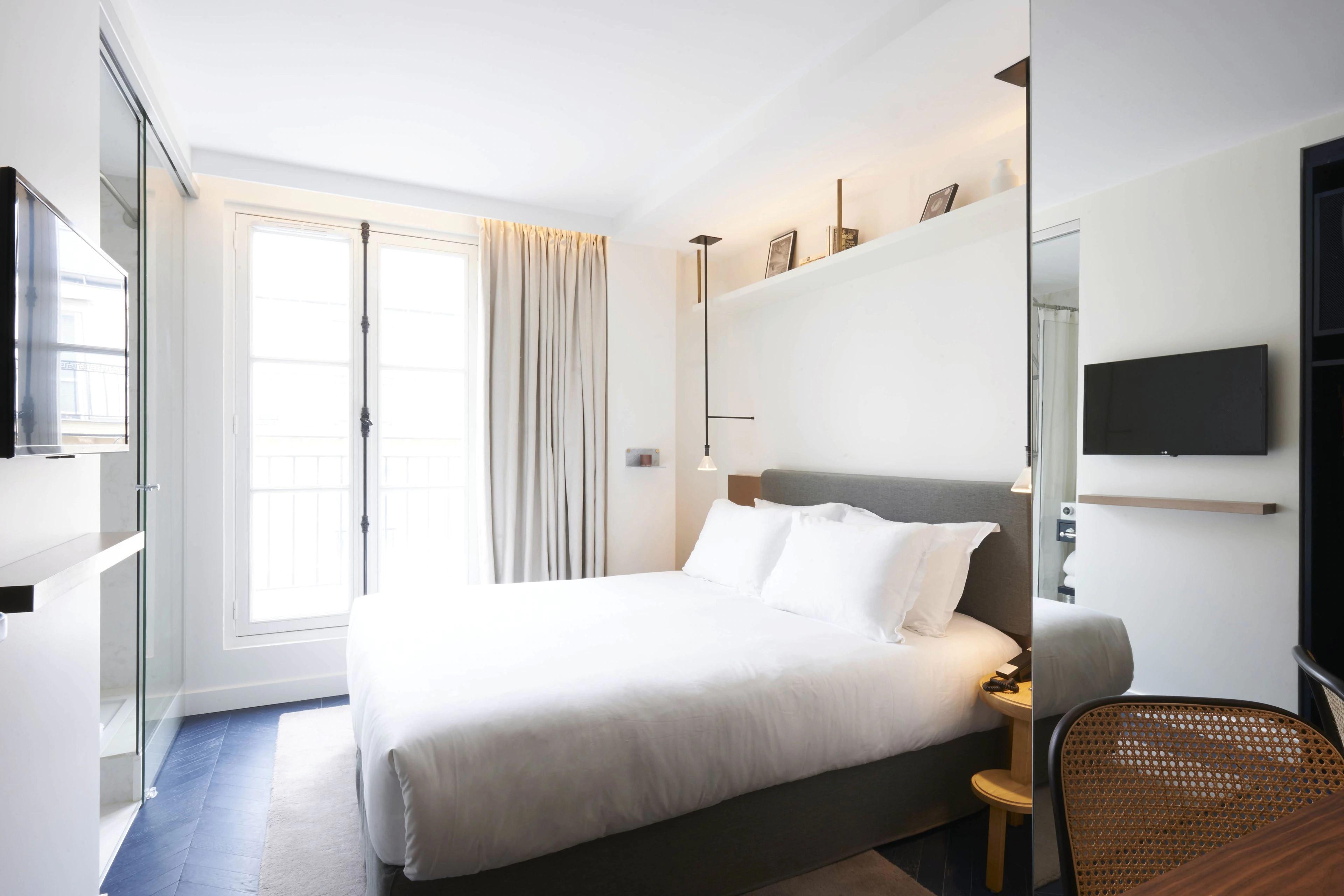 Hotel Perpetual Elysee Montaigne Paris