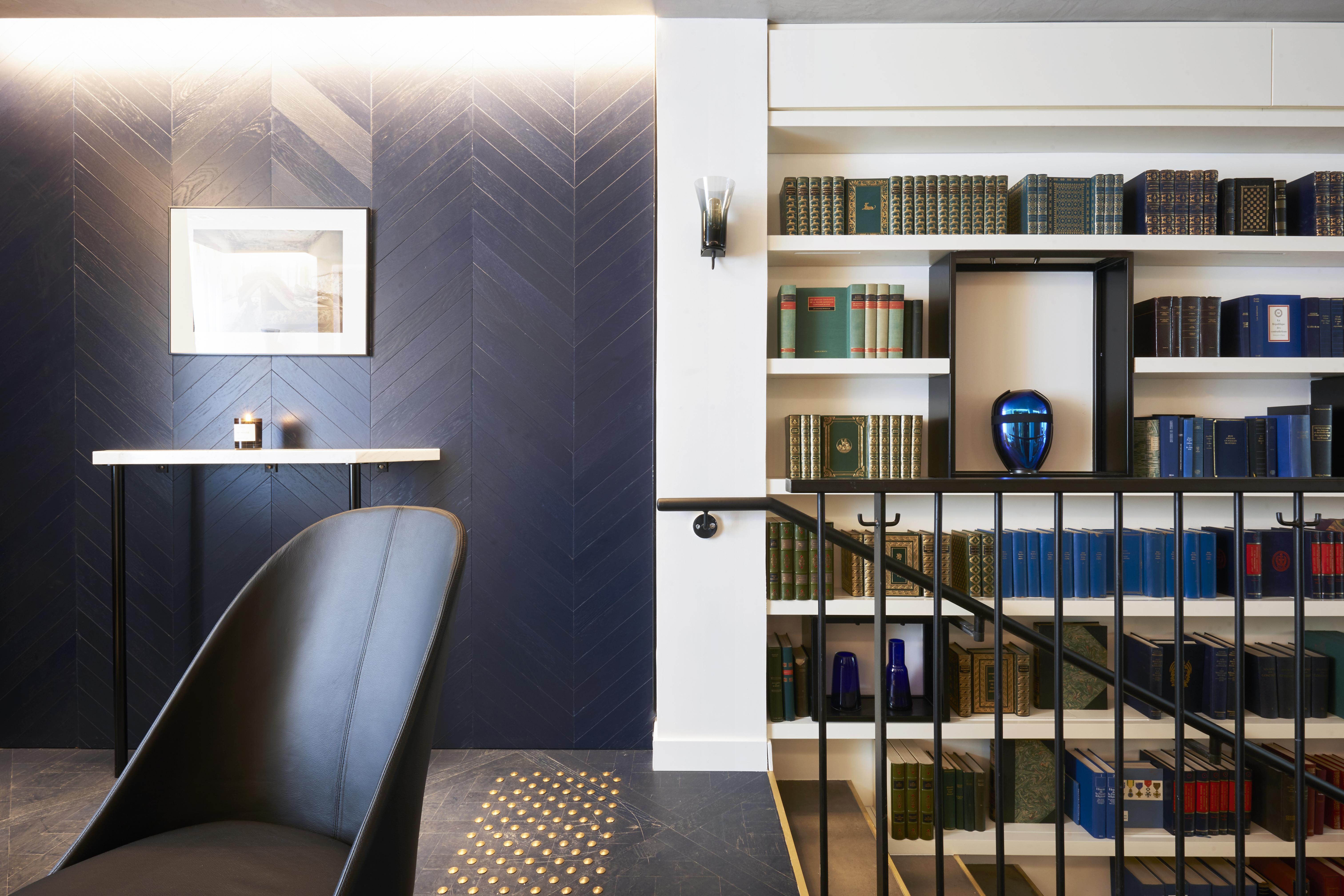 Perpetual Elysee Montaigne 4*