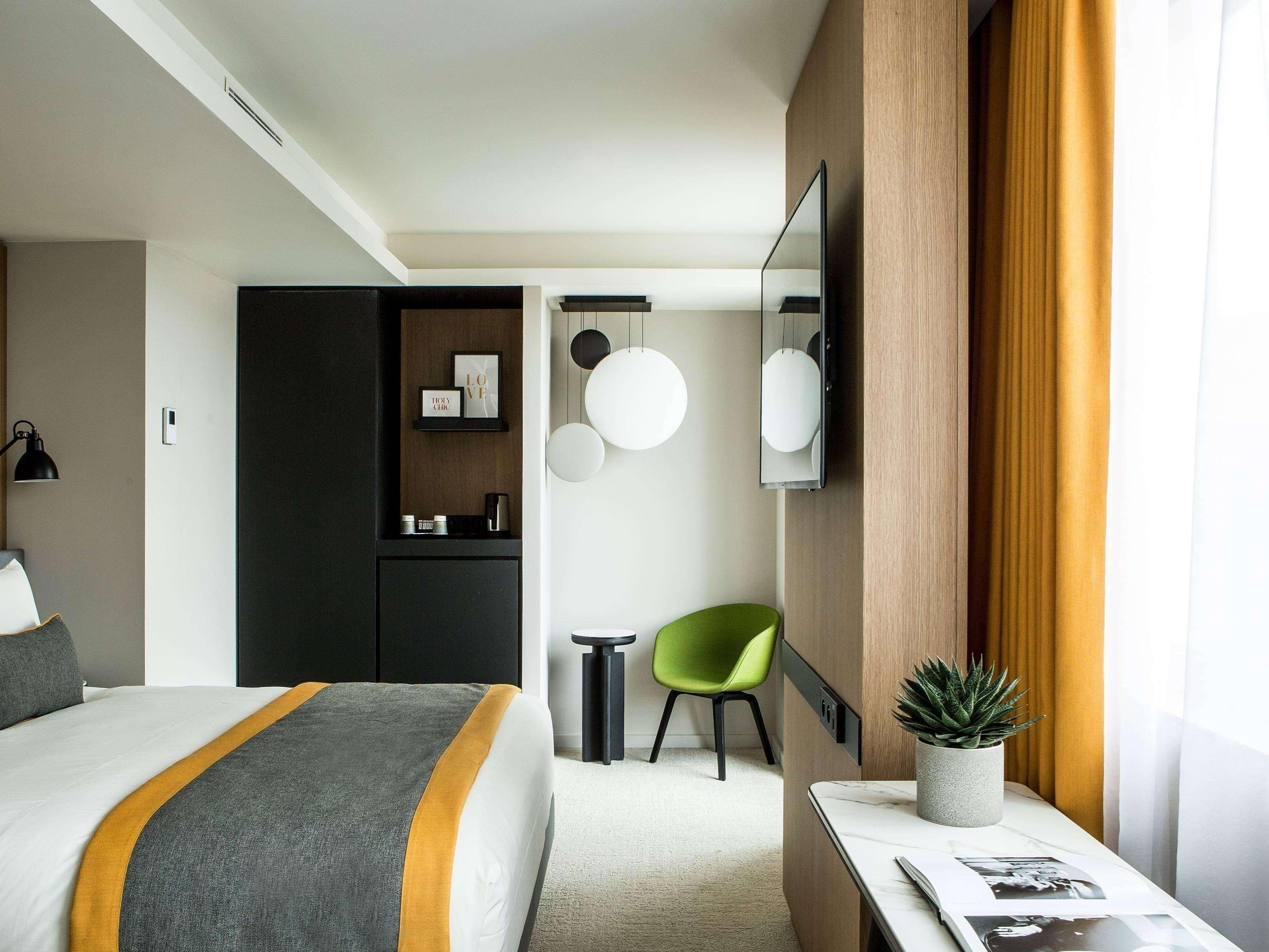 Mercure 17 Batignolles Hotel 4*