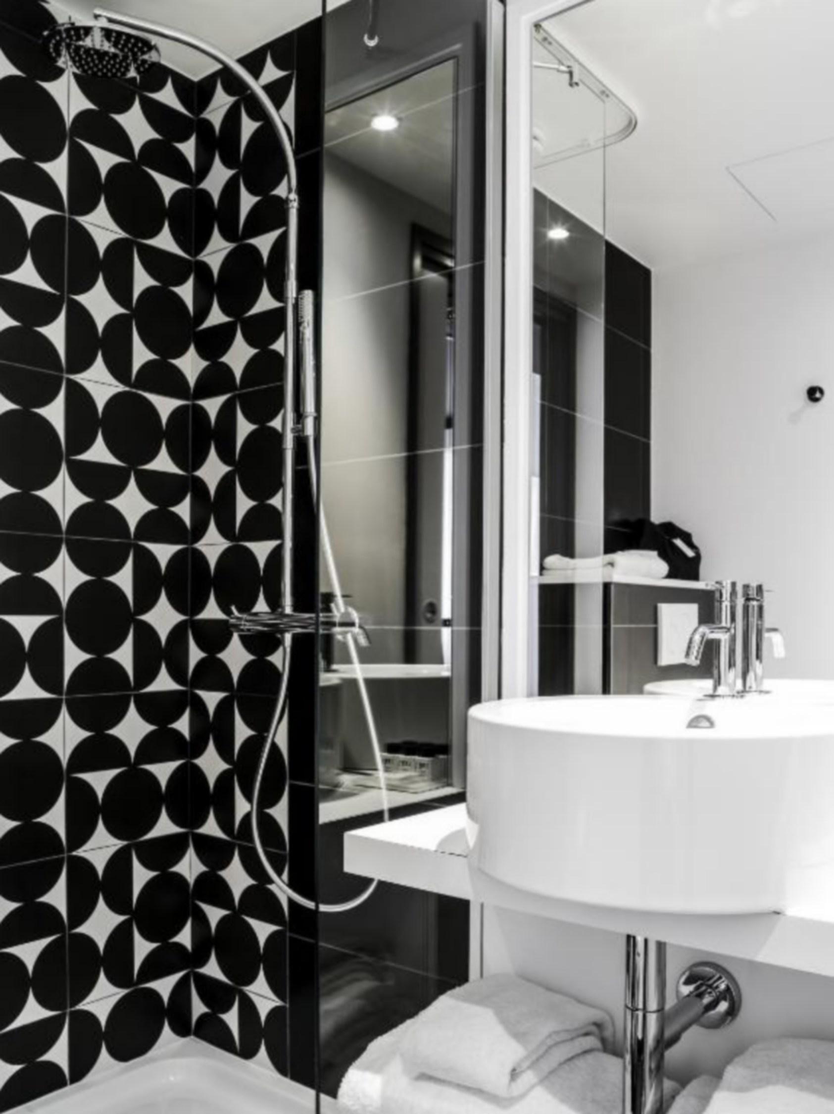 Ekta Champs Elysees 4* Paris
