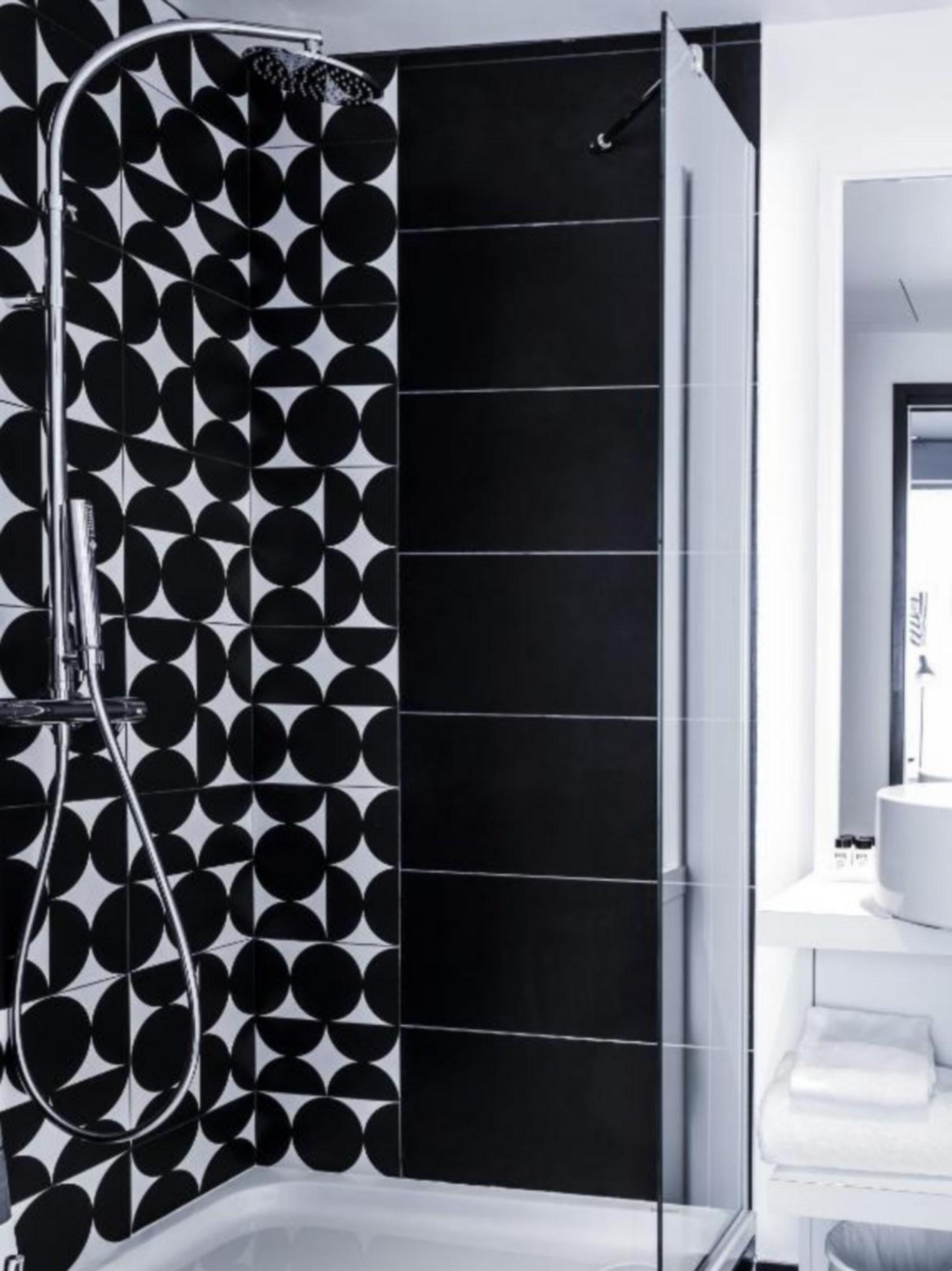 Ekta Champs Elysees 4* Paris