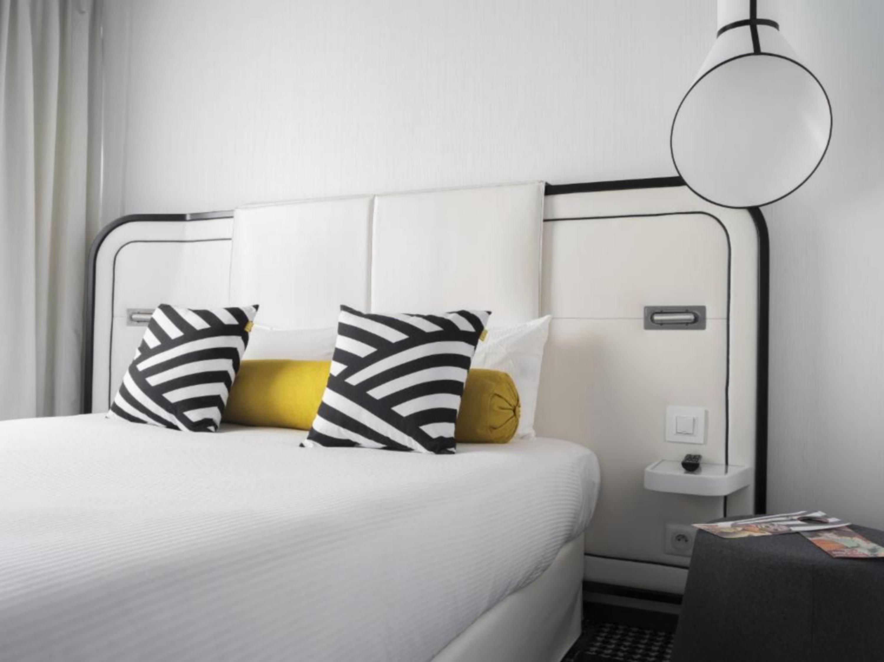 Ekta Champs Elysees Hotel Paris