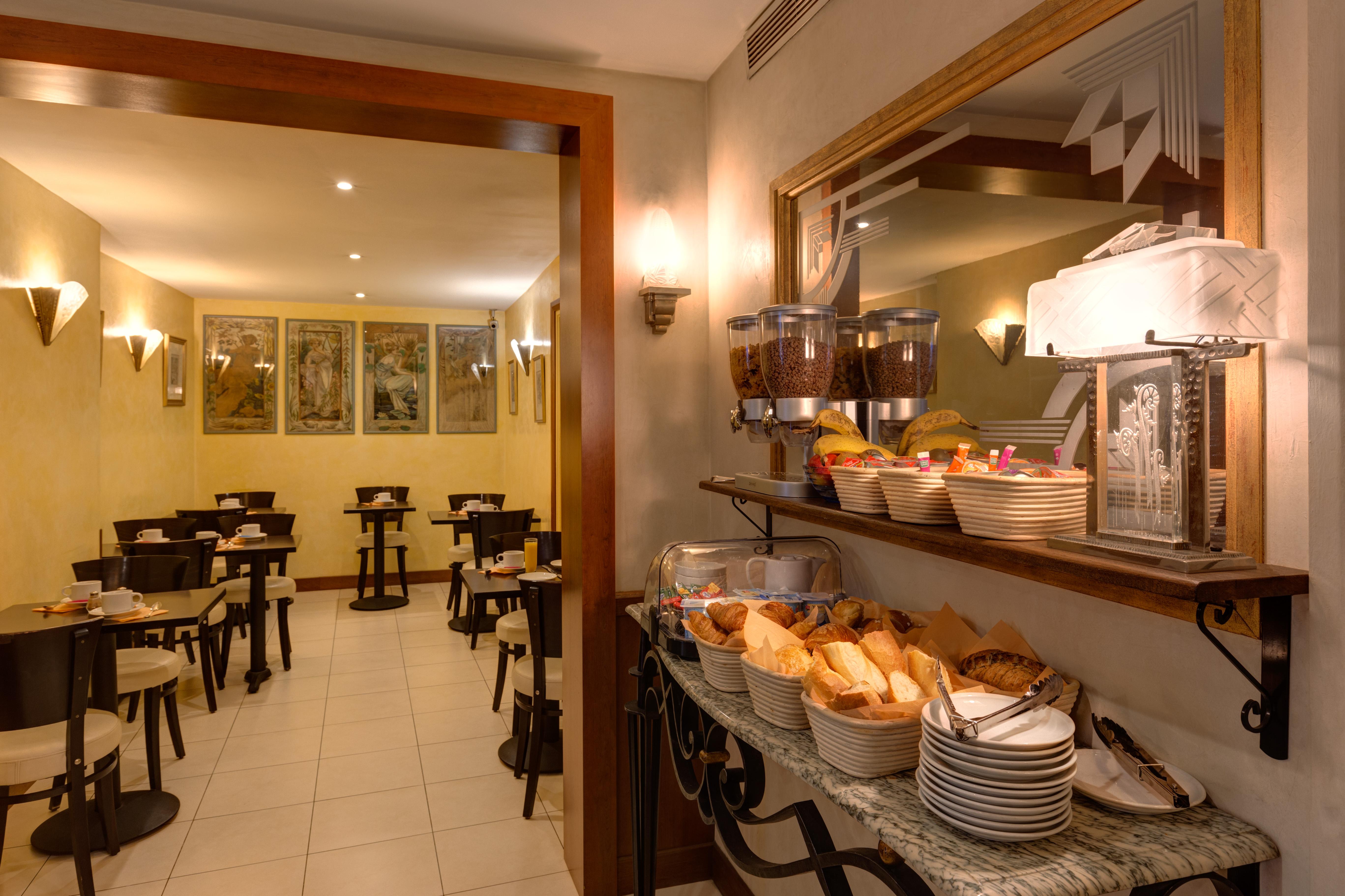 Hotel Lena 3*