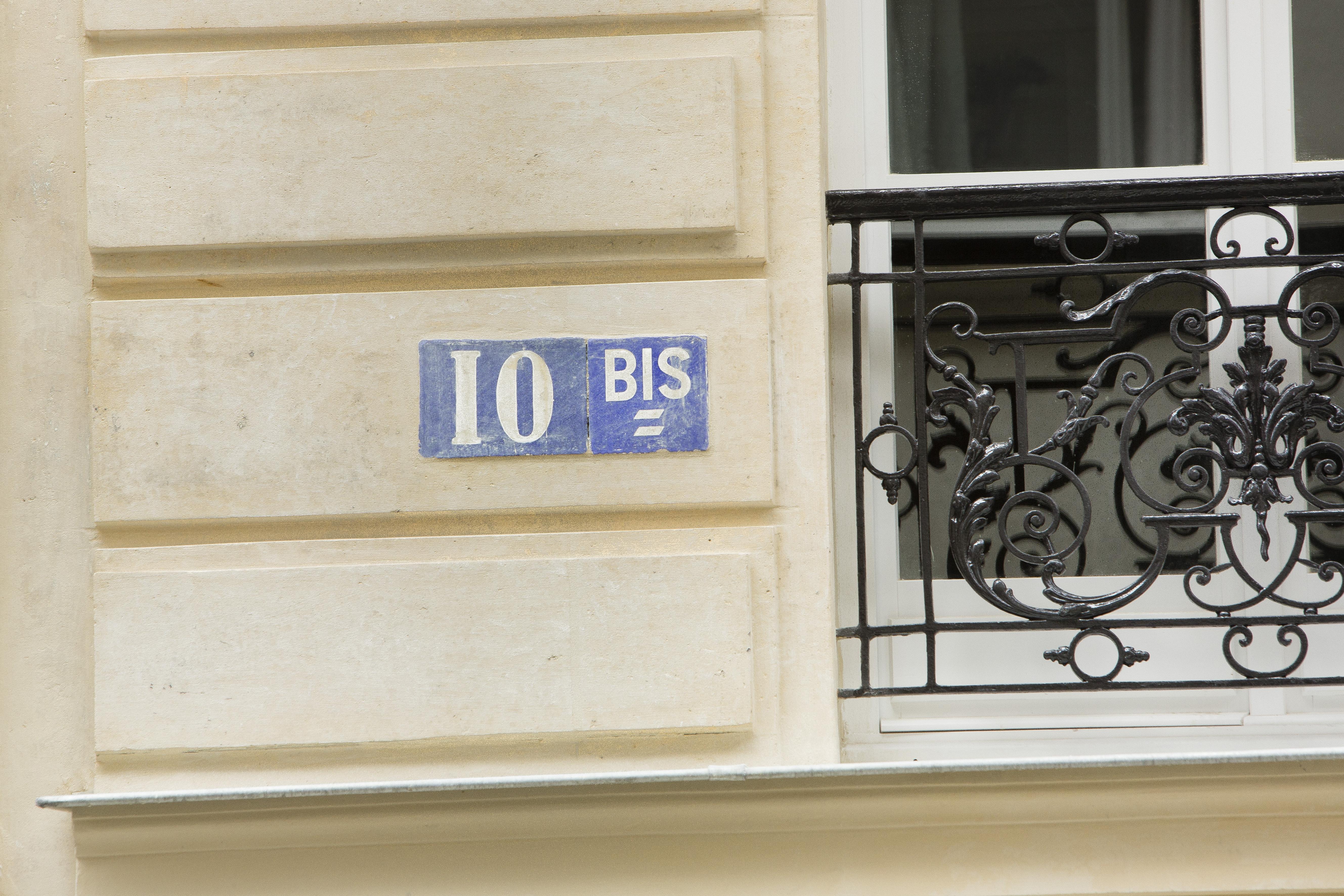 Le 10 Bis