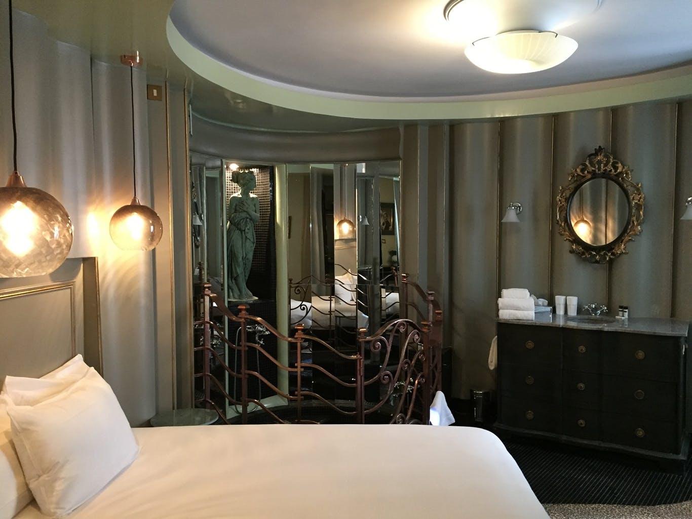 La Mondaine 3*