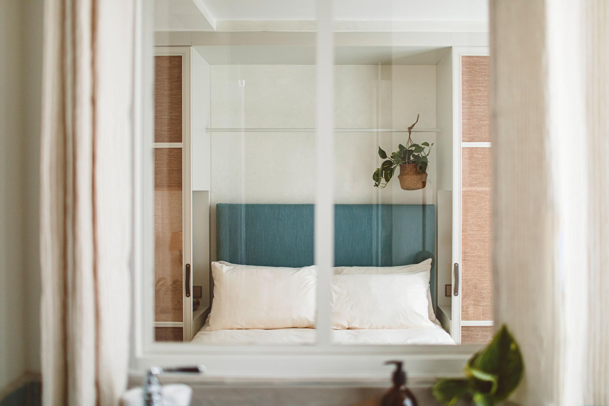 Hoy - Yoga Hotel Paris