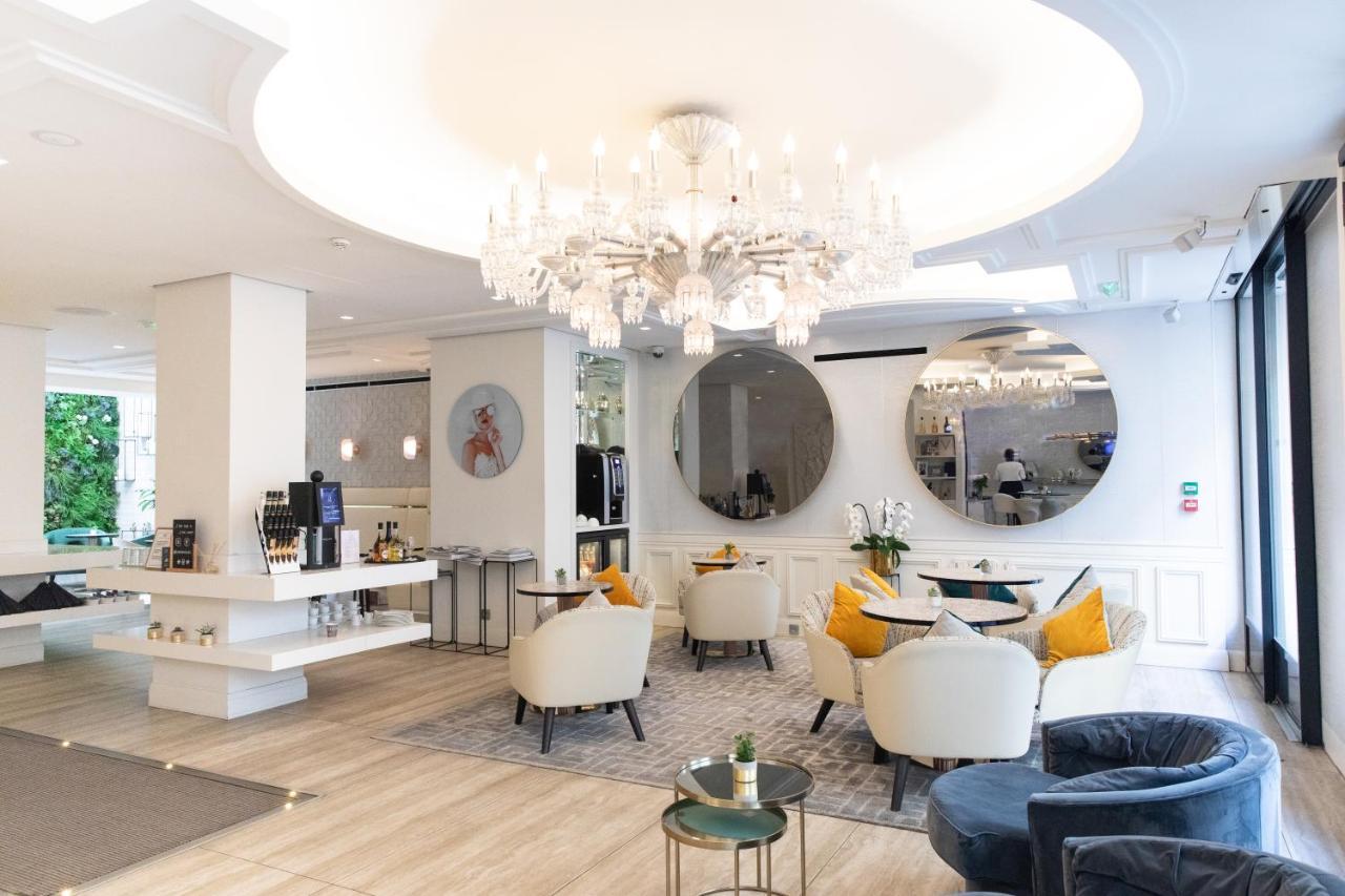 Dress Code Hotel Paris