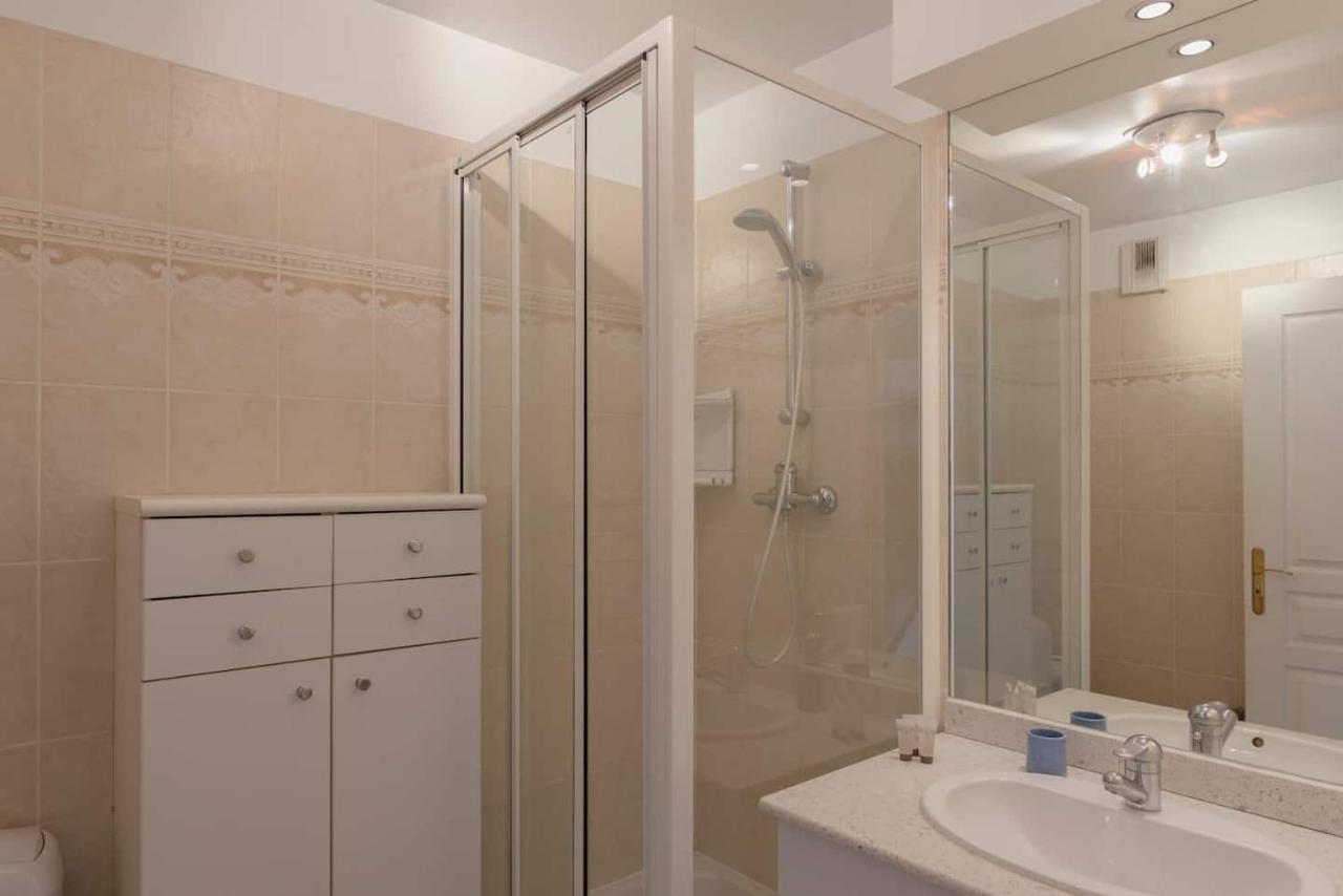 Beaudelaire Center Apartment *