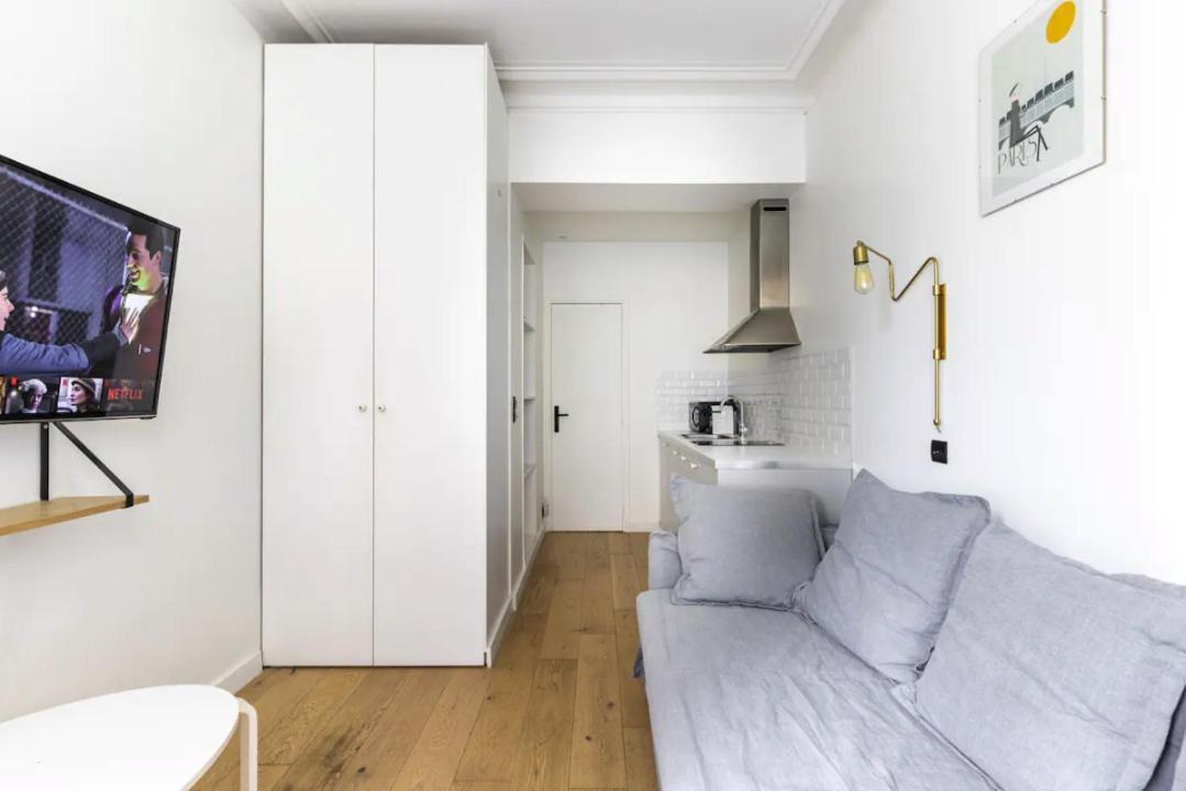 Gaite Montparnasse Magnifique Studio Divry 2p Apartment Paris