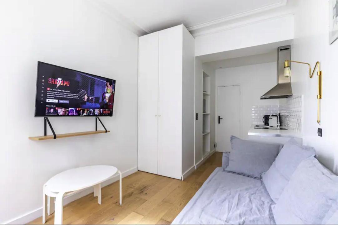 Gaite Montparnasse Magnifique Studio Divry 2p Paris