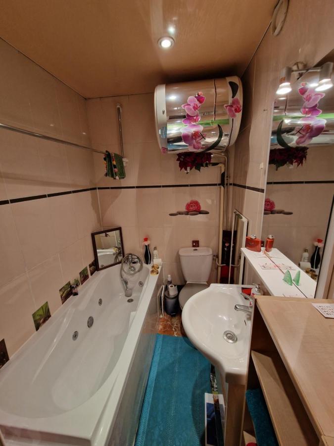 Apartment Avenue Champs Elysees - Magnifique F1/f2 Paris
