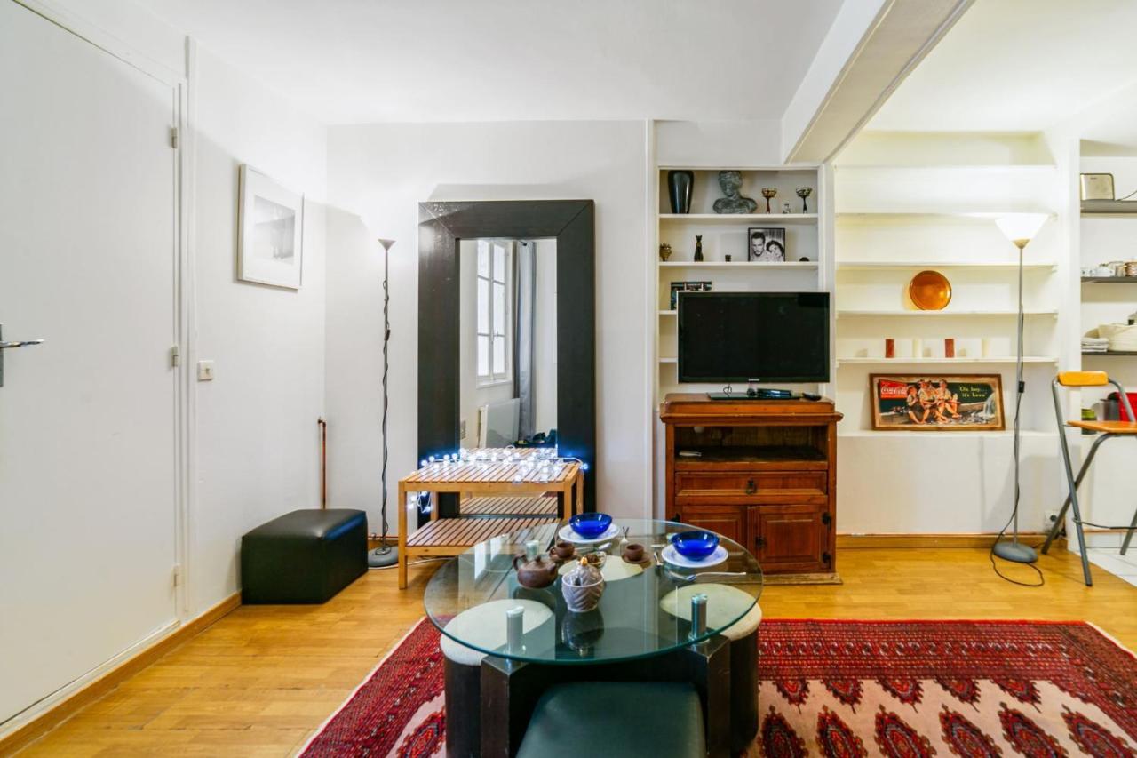 Nice And Calm Studio Nearby Alesia At The Heart Of - Welkeys *