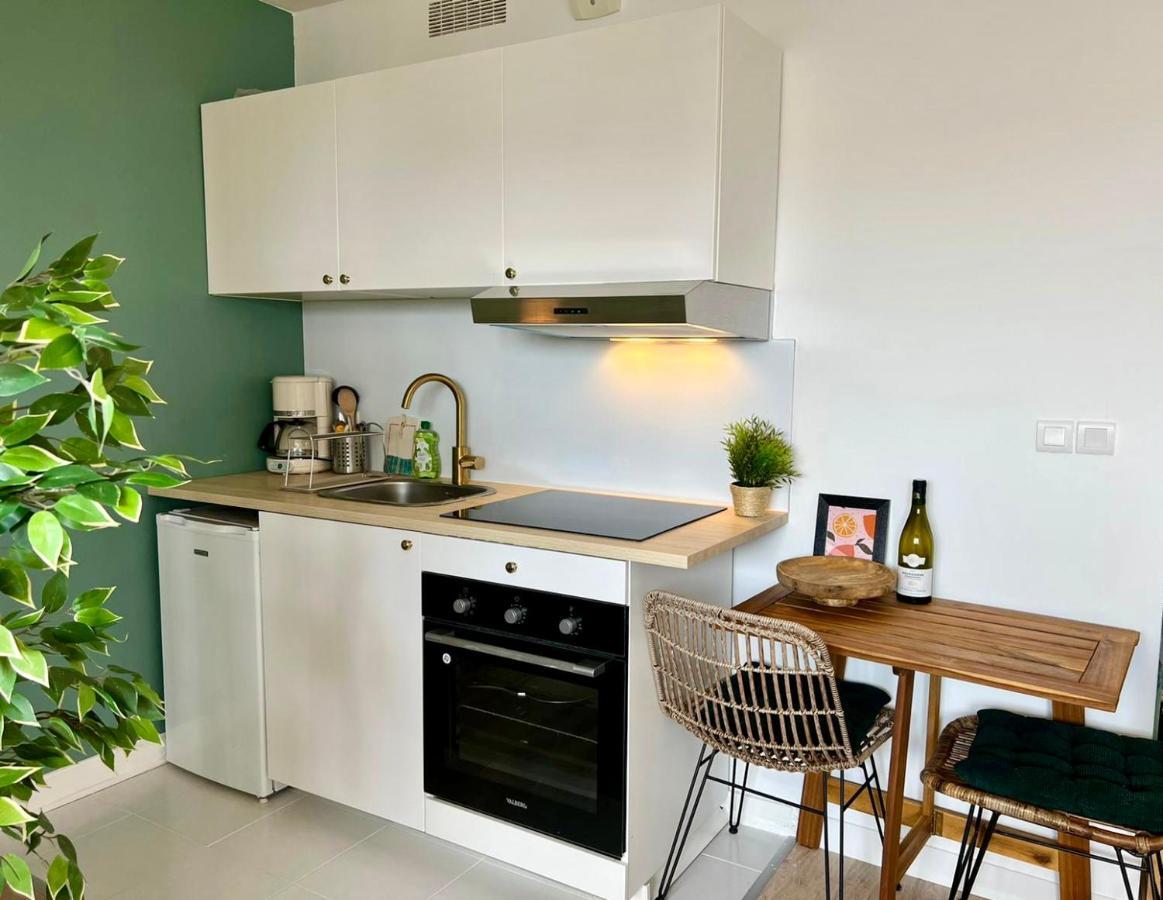 Studio « balinais » Chic/raffine A Montparnasse Apartment