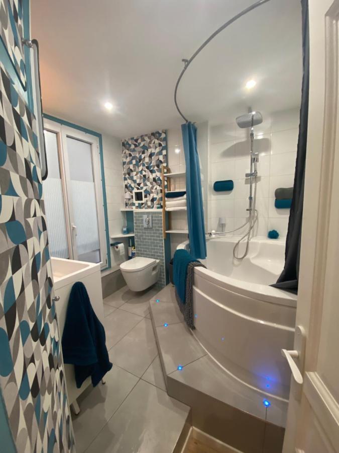 Cosy Courcelles Apartment Paris