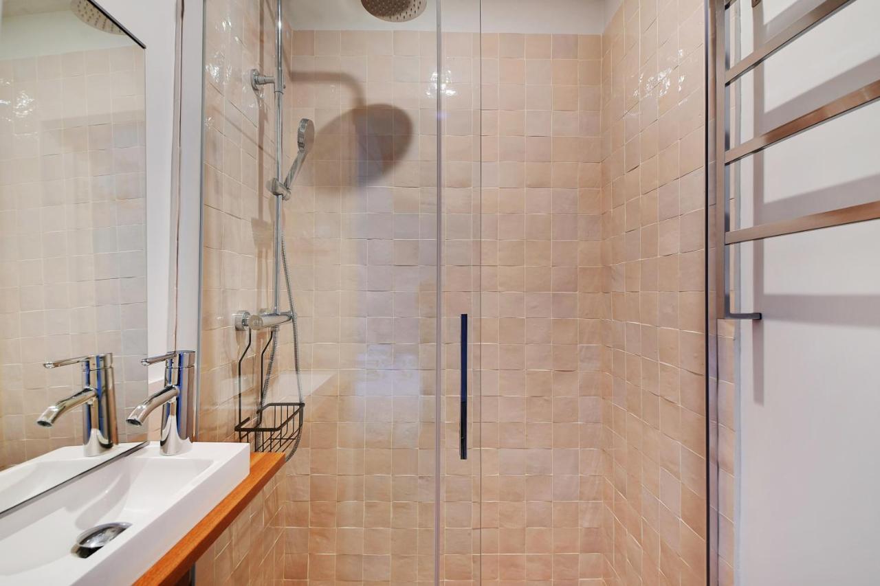 Chic -2br-6p- Invalides Apartamento